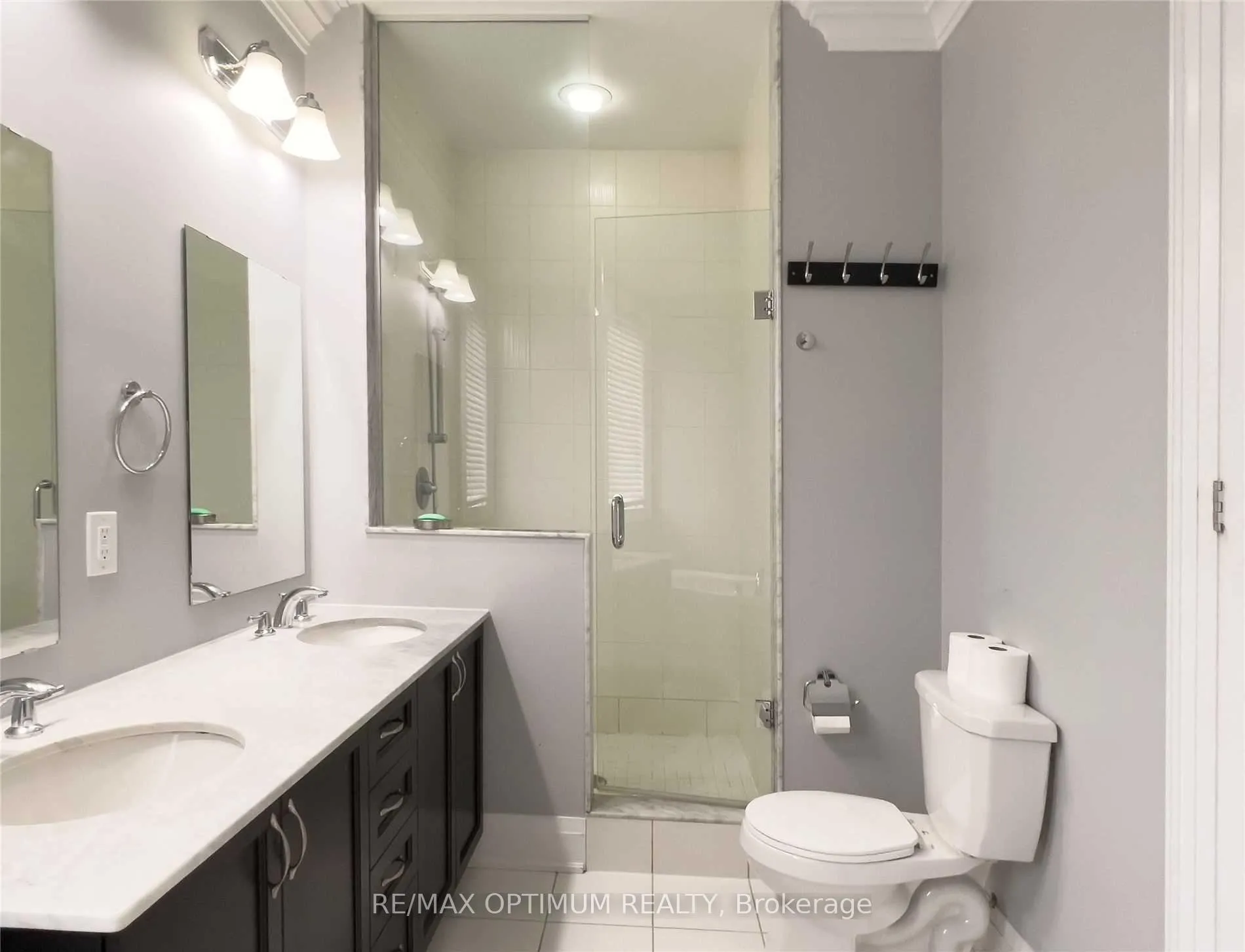 Photo 16 of Unit Upper, 43 Legendary Circle, Brampton, Bram West — HOMEH