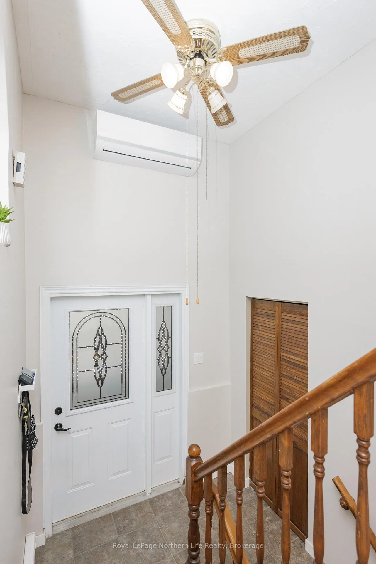 Photo 6 of 1647 High Street, North Bay, Central — HOMEH