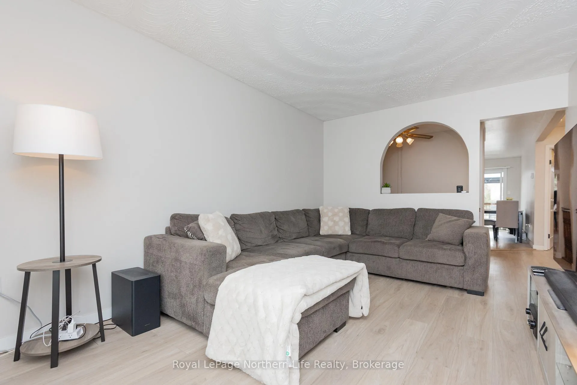 Photo 10 of 1647 High Street, North Bay, Central — HOMEH