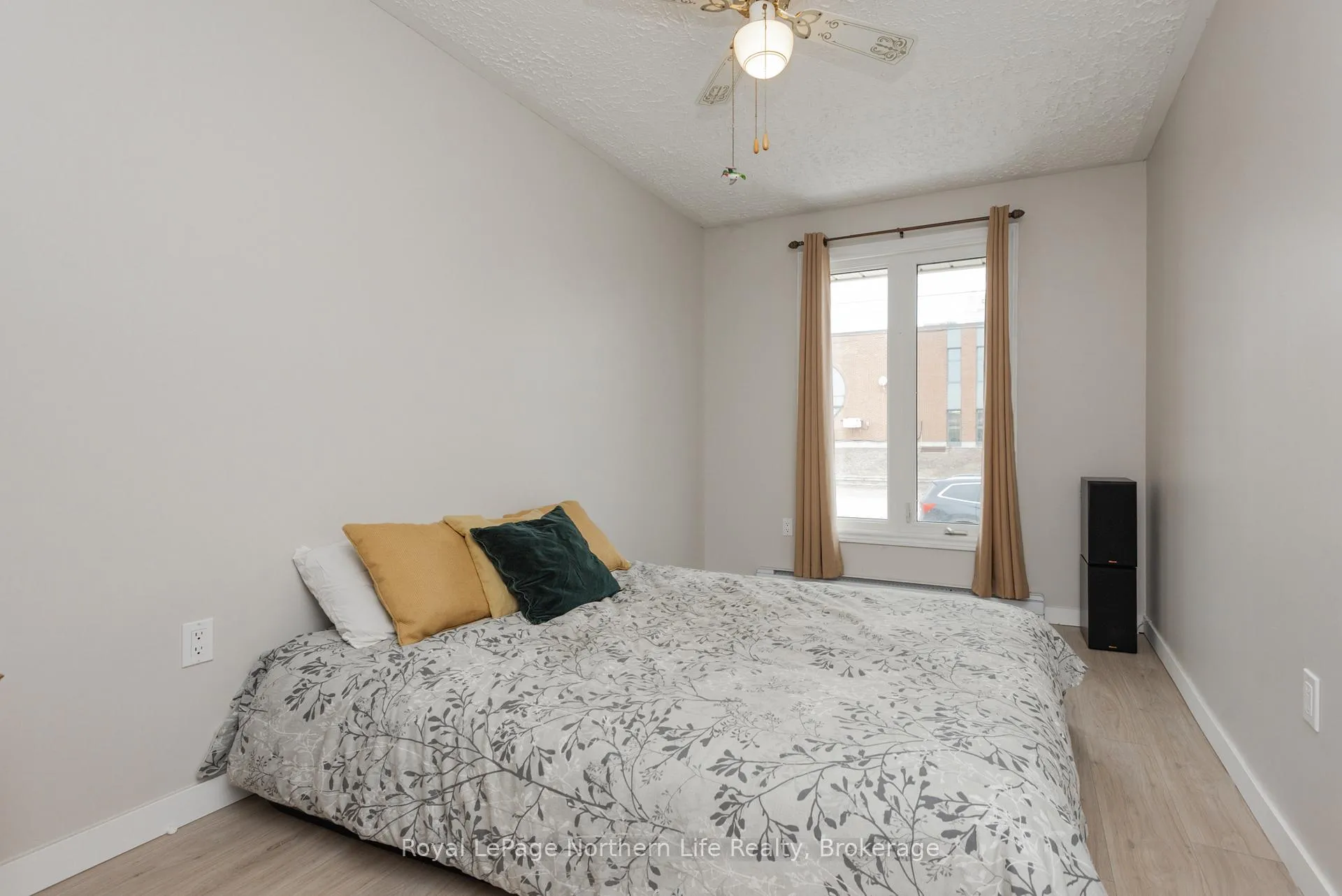 Photo 17 of 1647 High Street, North Bay, Central — HOMEH