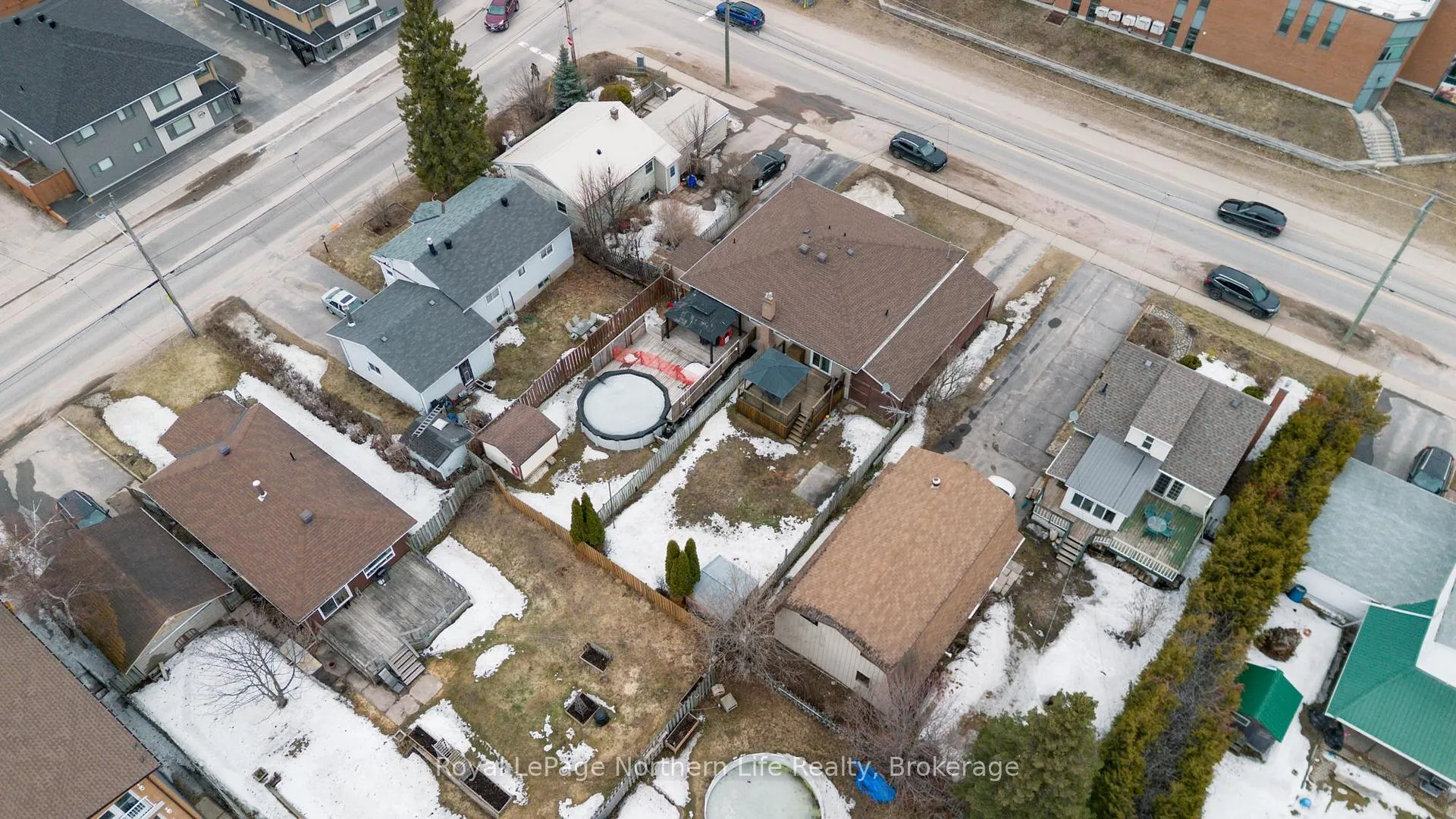 Photo 33 of 1647 High Street, North Bay, Central — HOMEH