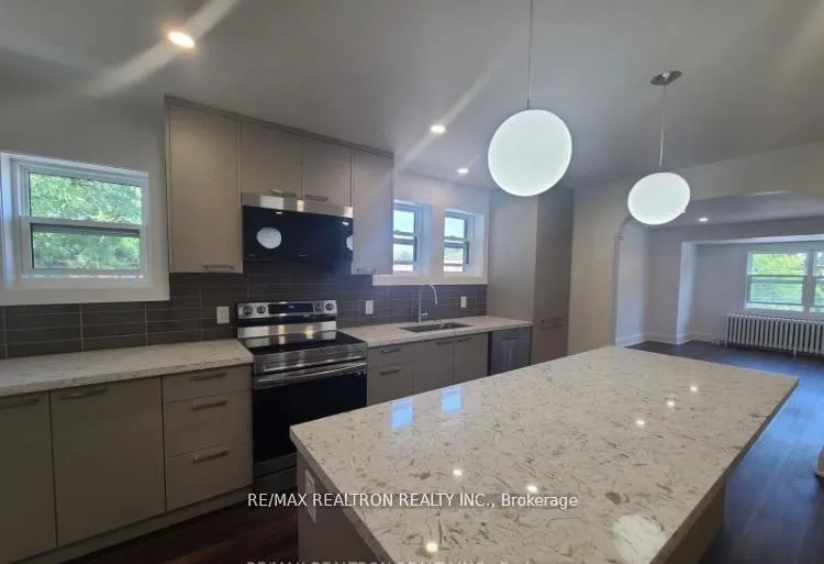 Photo 2 of Unit (MAIN), 1182 Avenue Road, Toronto, Lawrence Park South — HOMEH