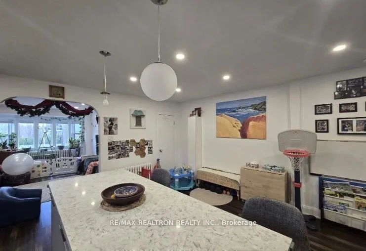 Photo 4 of Unit (MAIN), 1182 Avenue Road, Toronto, Lawrence Park South — HOMEH