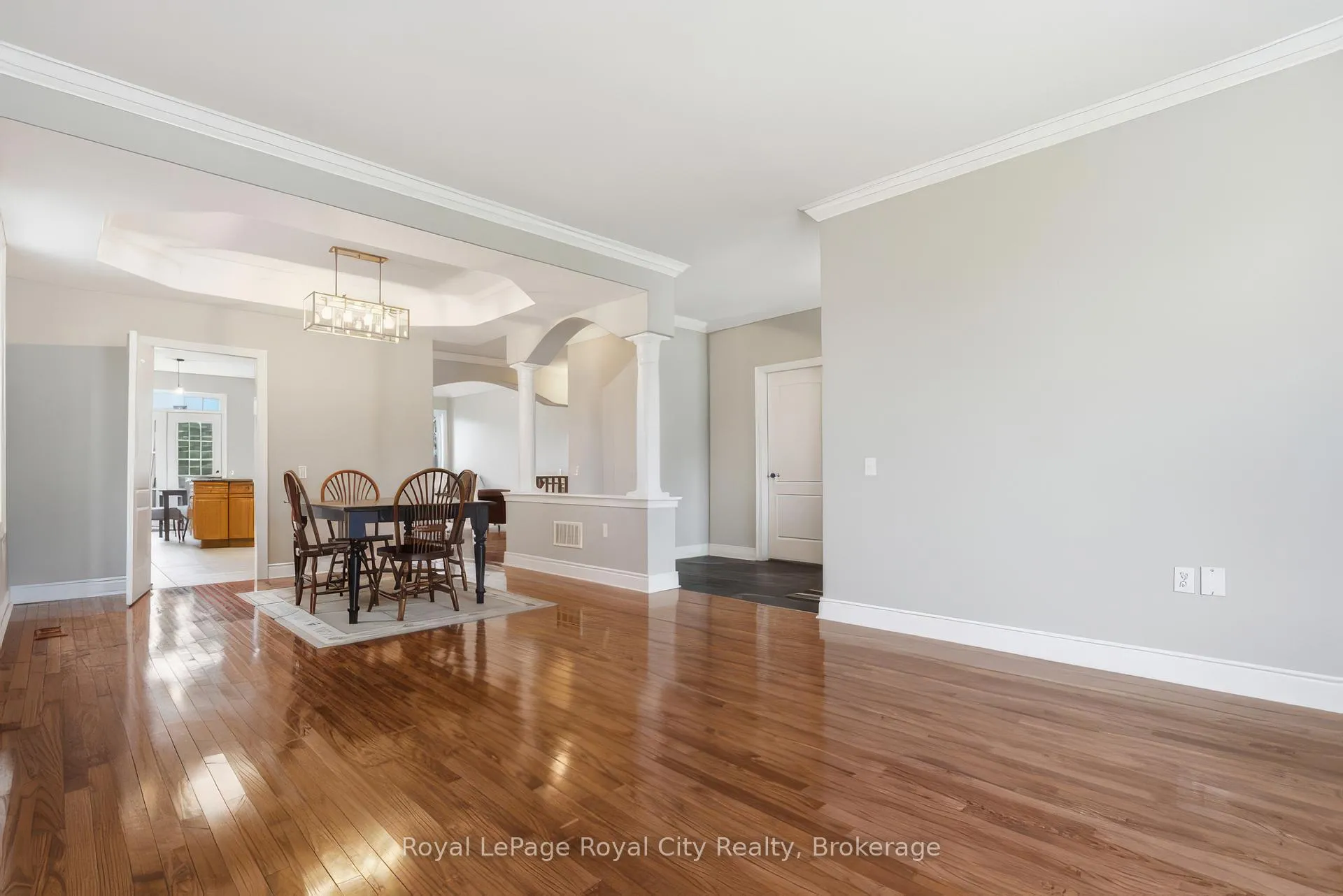Photo 10 of 249 Ridge Road, Guelph/Eramosa, Rockwood — HOMEH