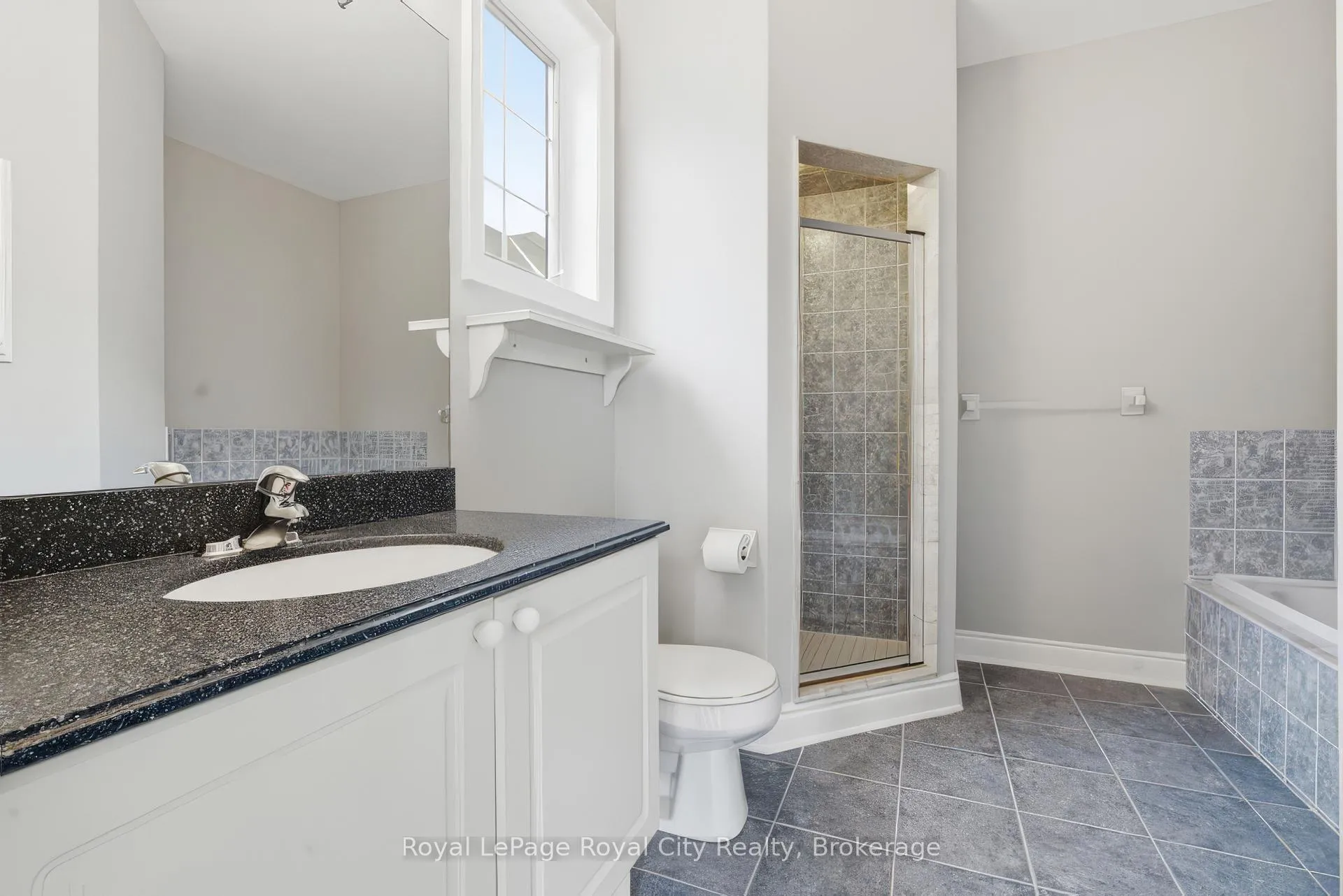 Photo 25 of 249 Ridge Road, Guelph/Eramosa, Rockwood — HOMEH