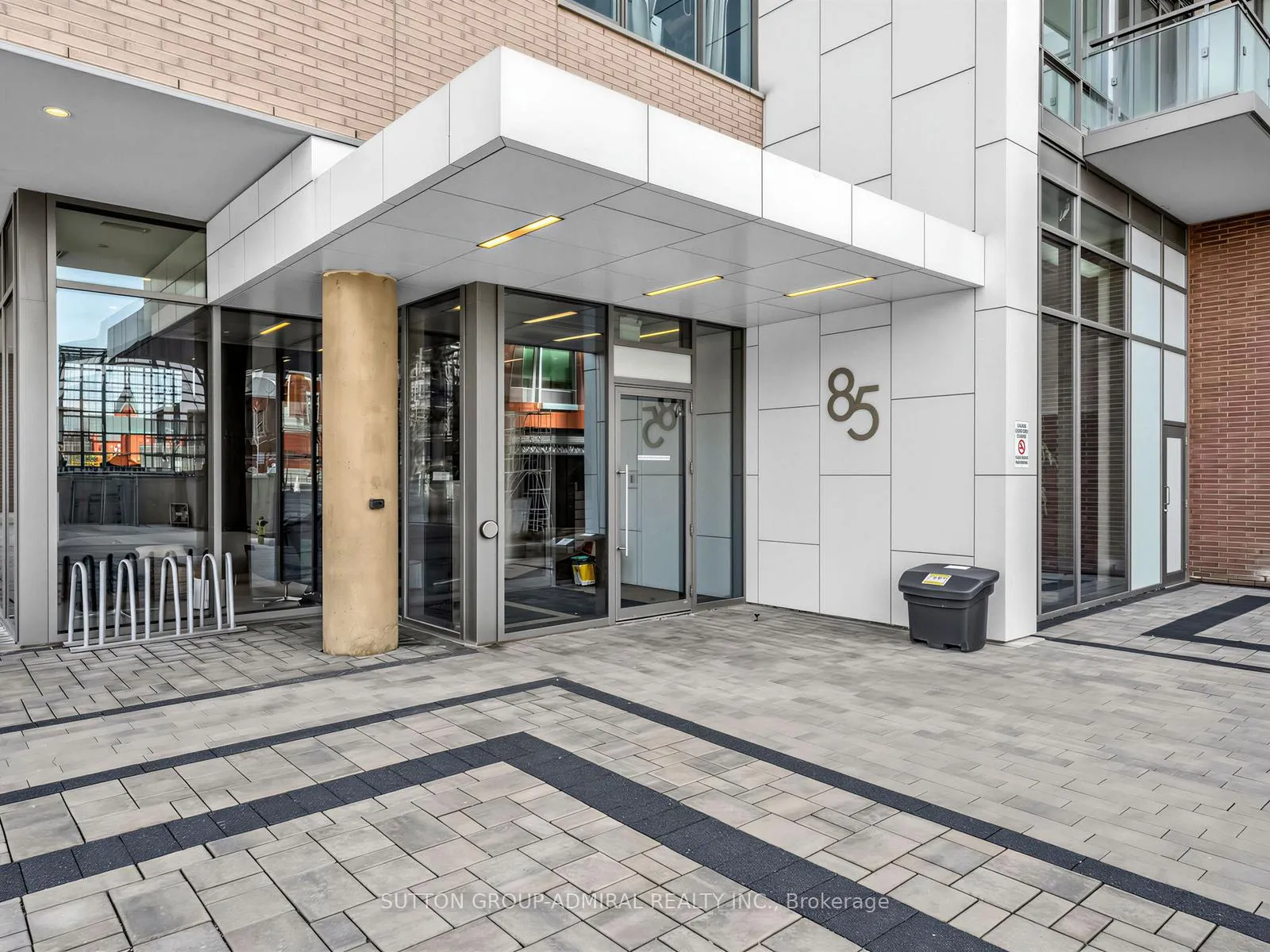 Photo 2 of Unit 701, 85 Duke Street W, Kitchener, City Commercial Core — HOMEH