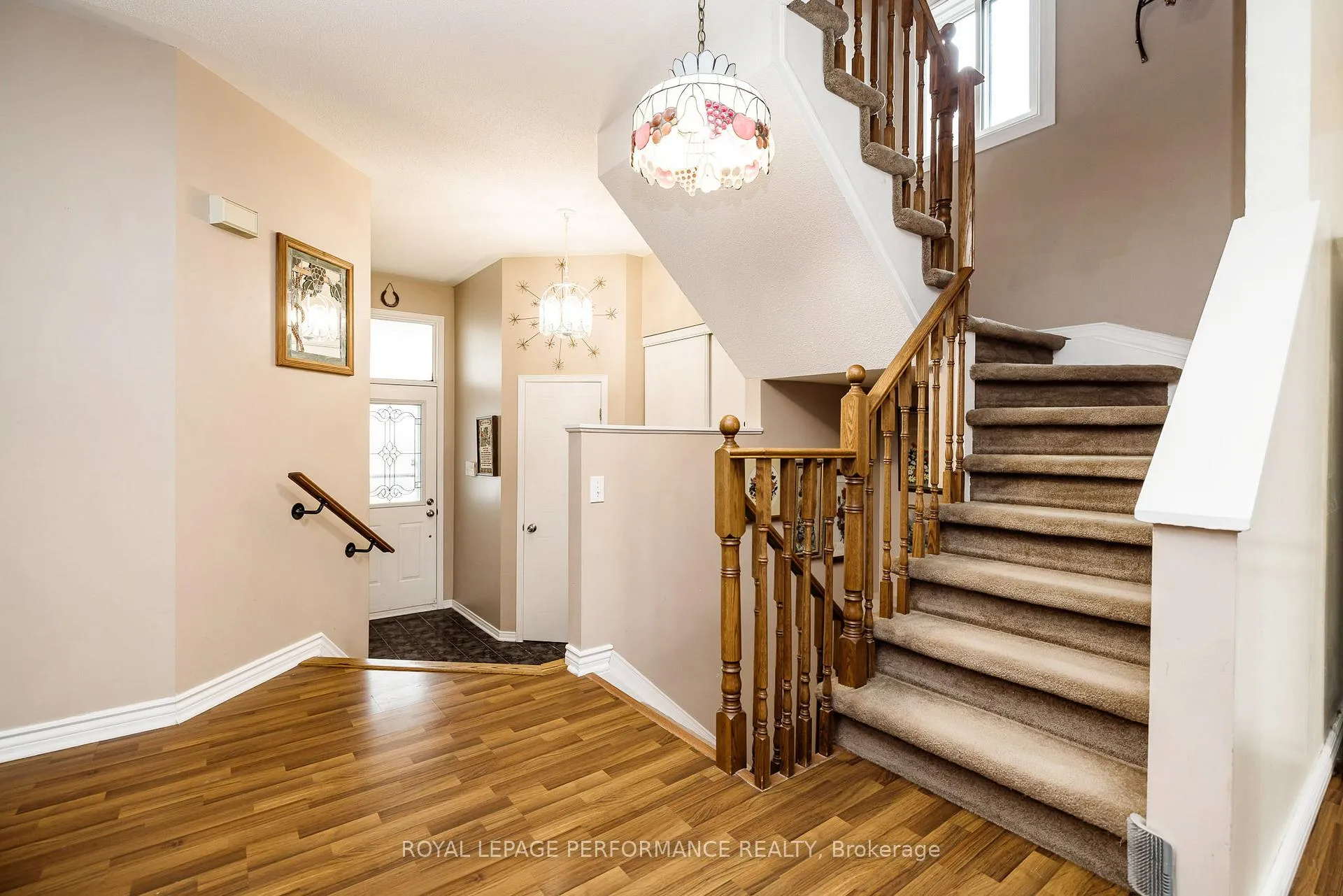 Photo 13 of 1893 Hennessy Crescent, Ottawa, Fallingbrook/Gardenway South — HOMEH