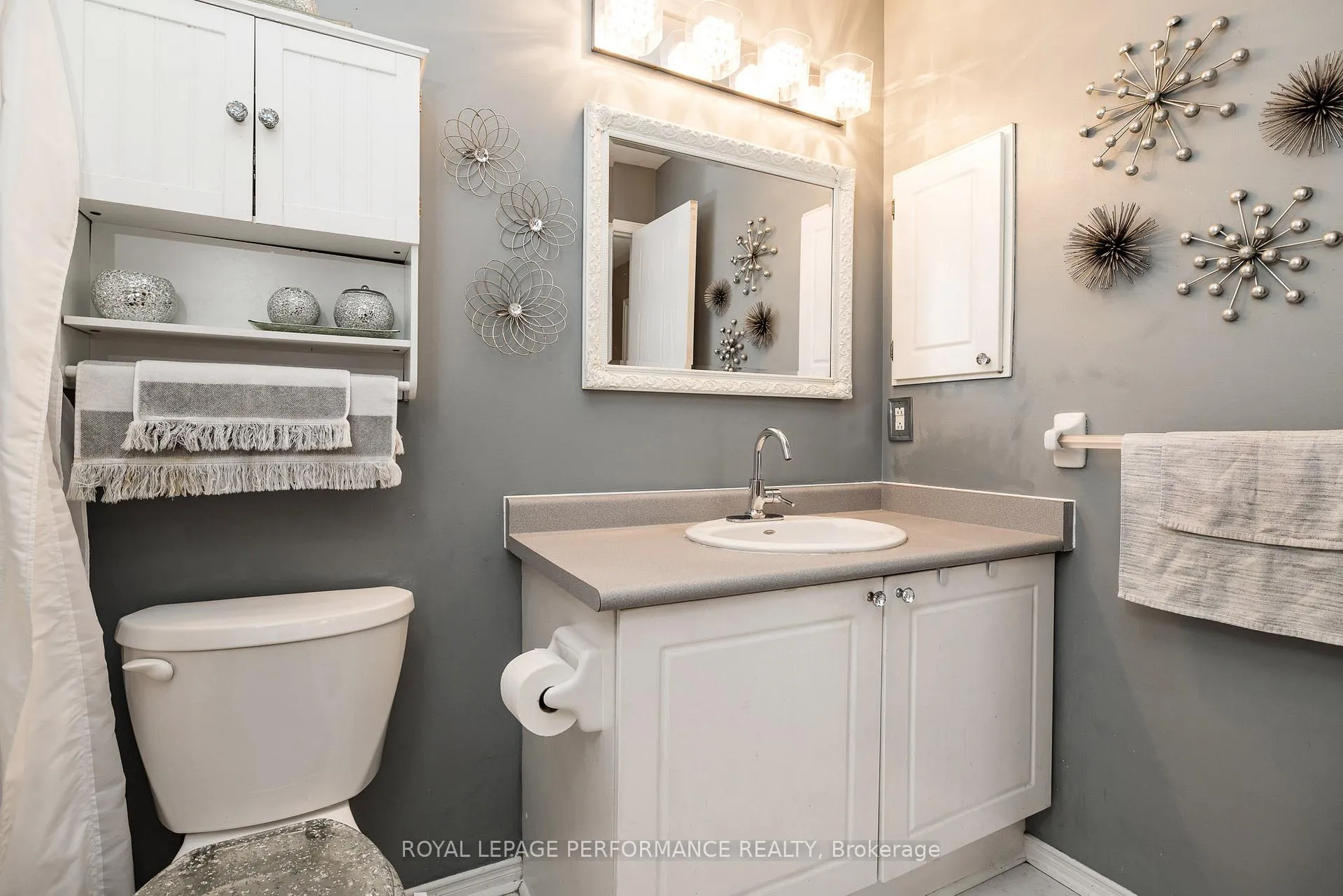 Photo 18 of 1893 Hennessy Crescent, Ottawa, Fallingbrook/Gardenway South — HOMEH