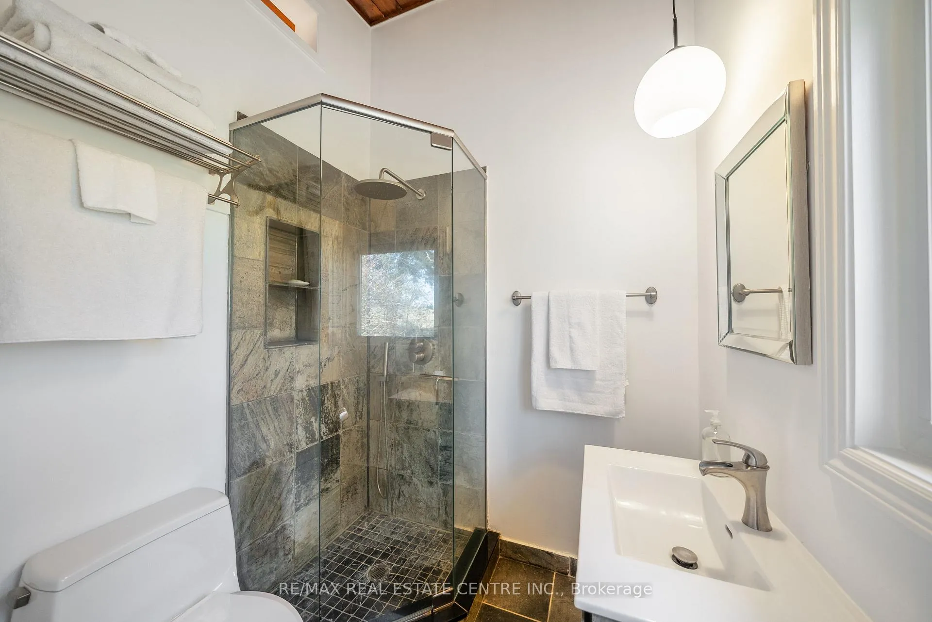 Photo 40 of 4063 Boston Mills Road, Caledon, Rural Caledon — HOMEH