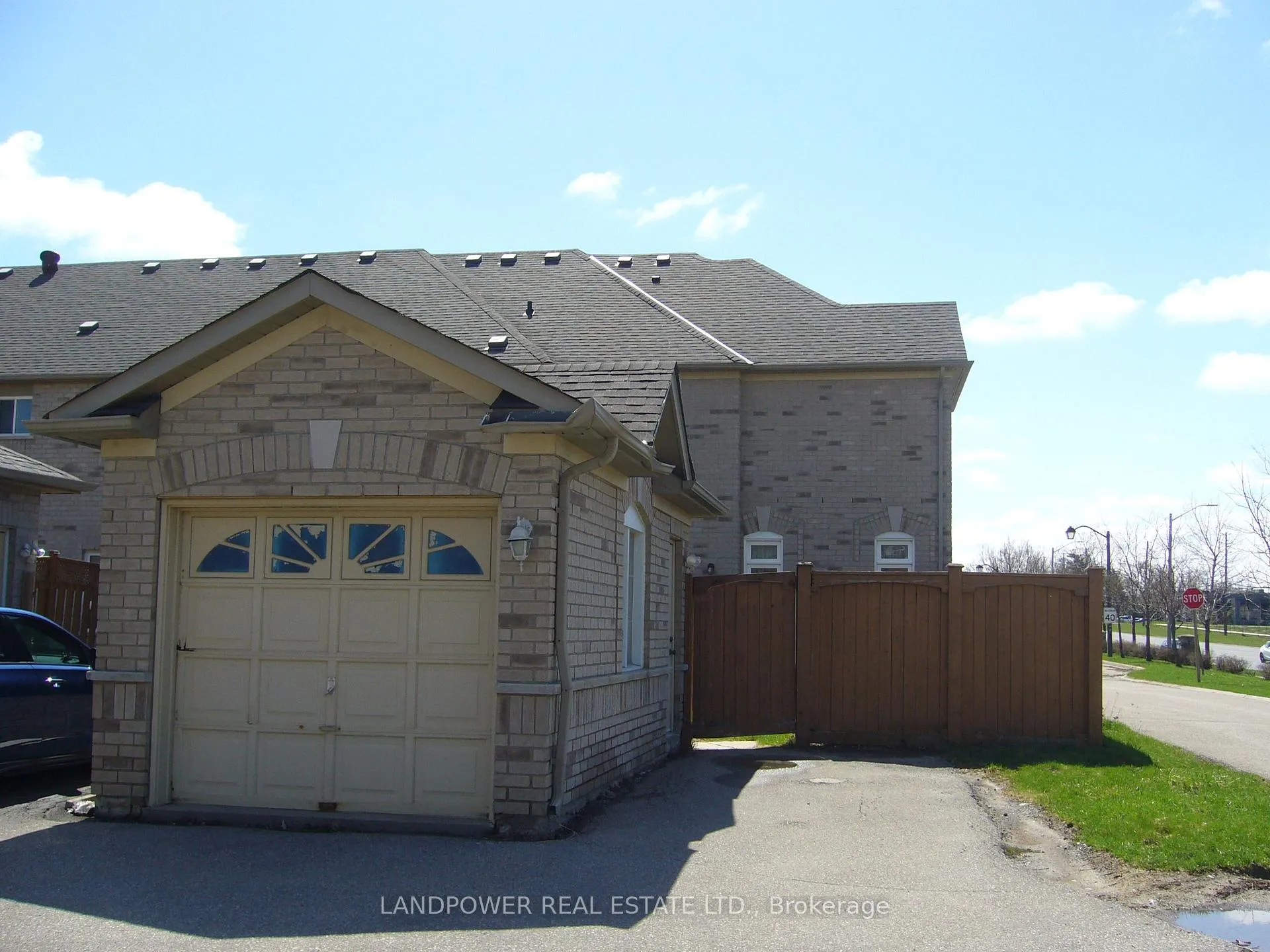 Photo 21 of 57 Madison Heights Boulevard, Markham, Berczy — HOMEH