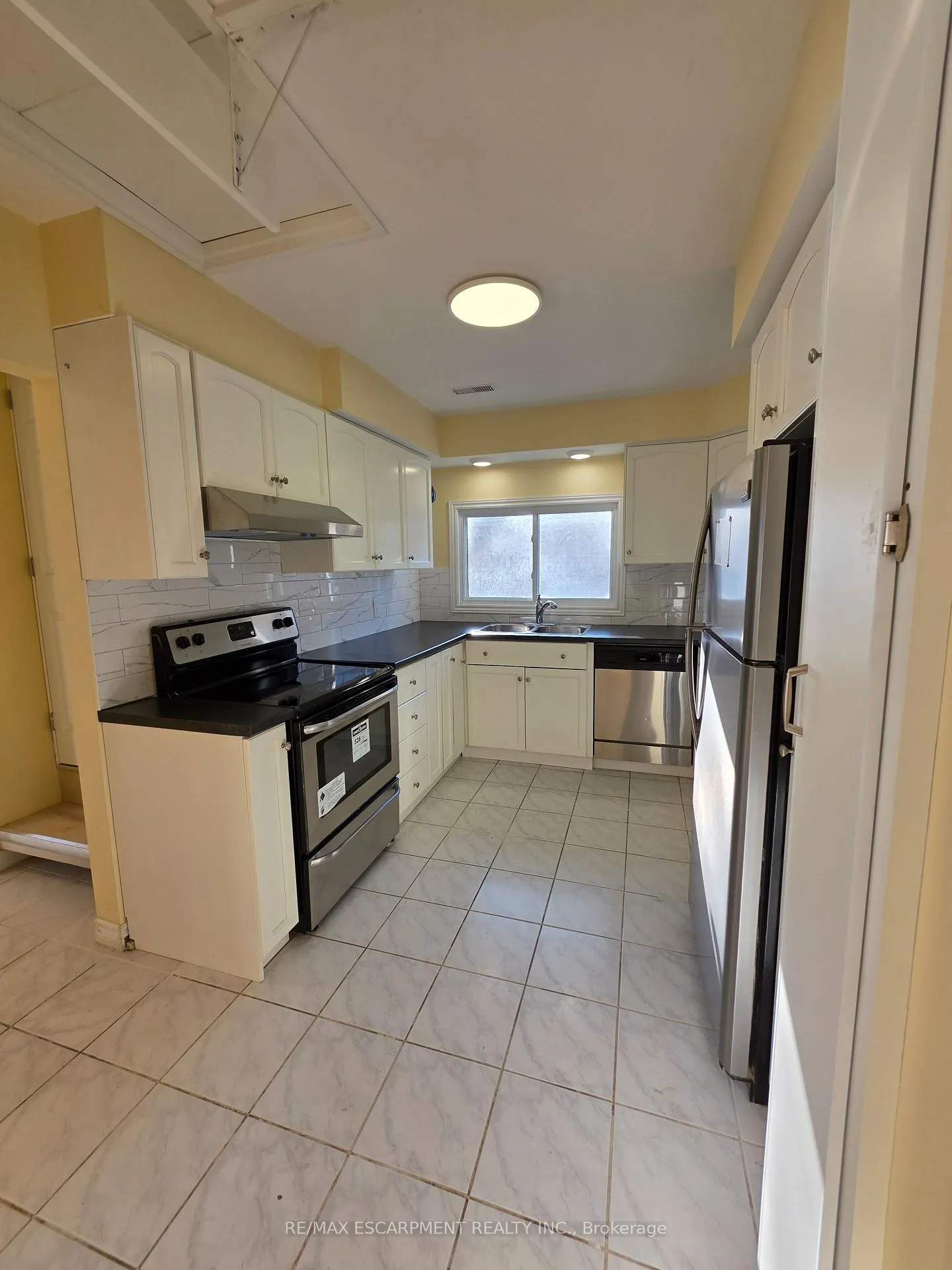 Photo 5 of Unit Upper, 62 Richwill Road, Hamilton, Bonnington — HOMEH