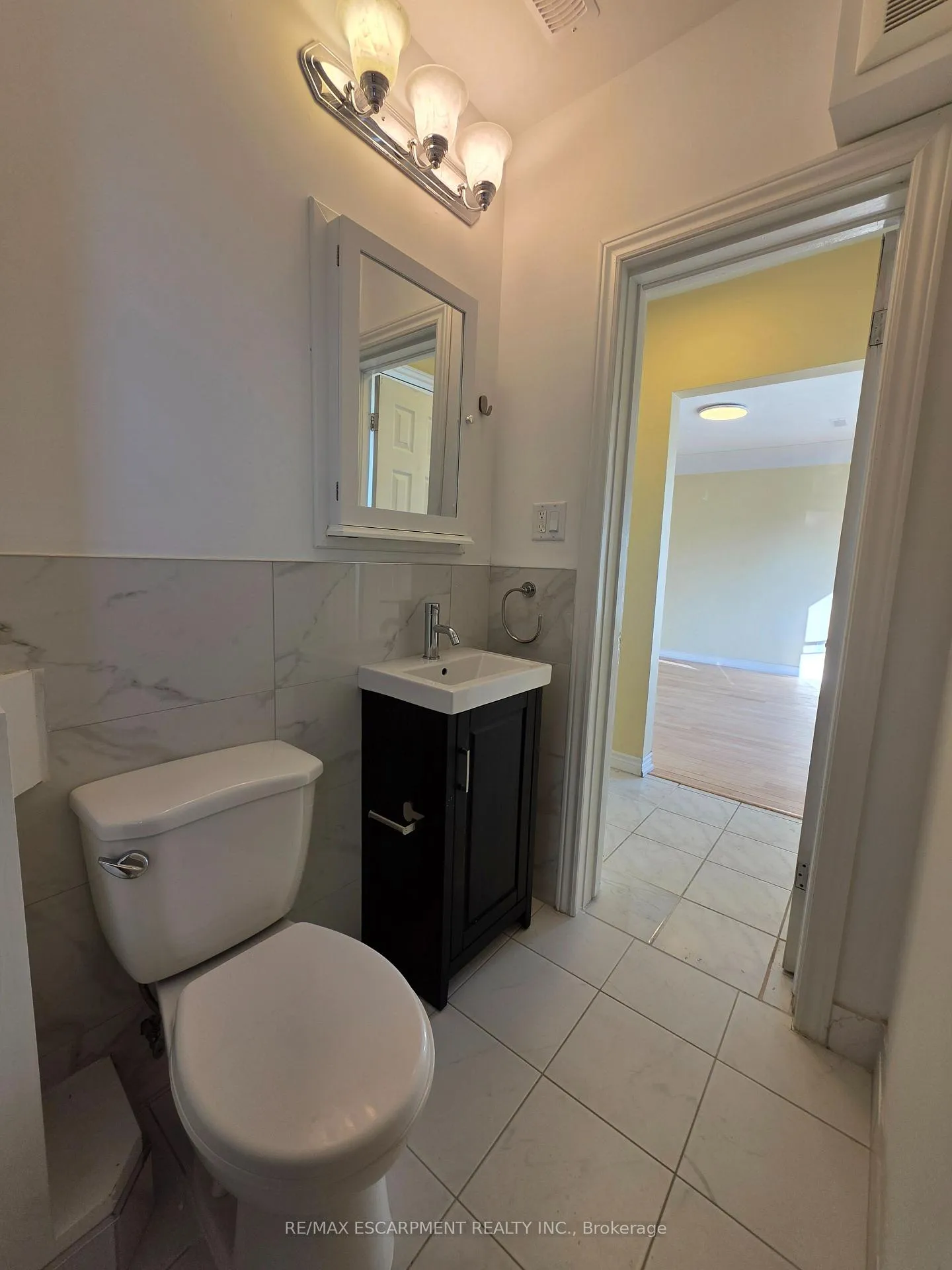 Photo 18 of Unit Upper, 62 Richwill Road, Hamilton, Bonnington — HOMEH
