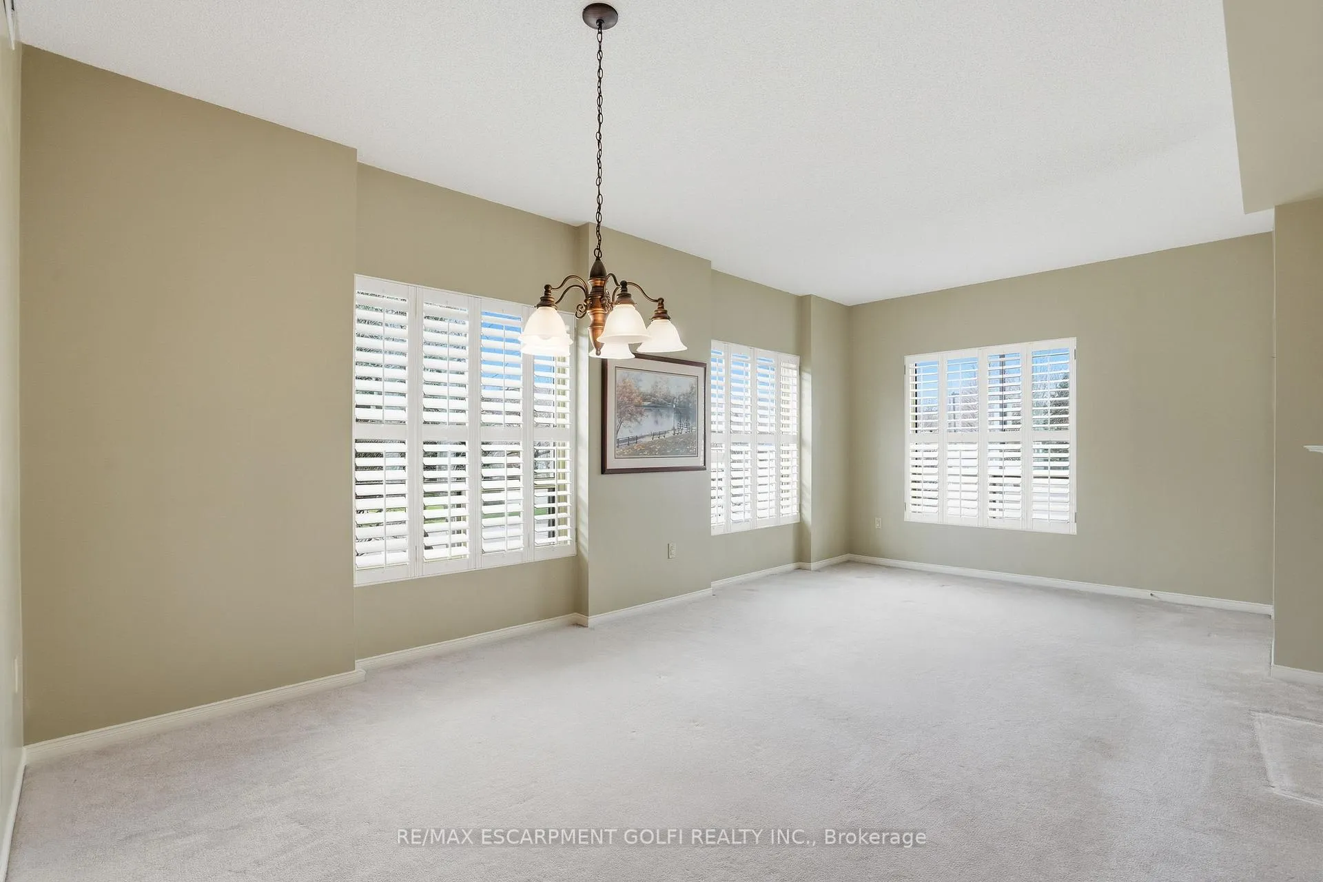 Photo 10 of Unit 108, 3497 Upper Middle Drive, Burlington, Headon — HOMEH