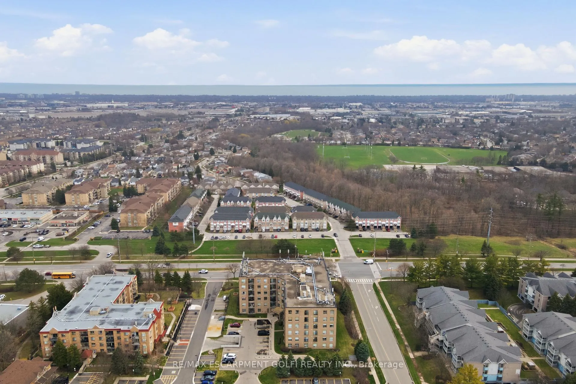 Photo 19 of Unit 108, 3497 Upper Middle Drive, Burlington, Headon — HOMEH