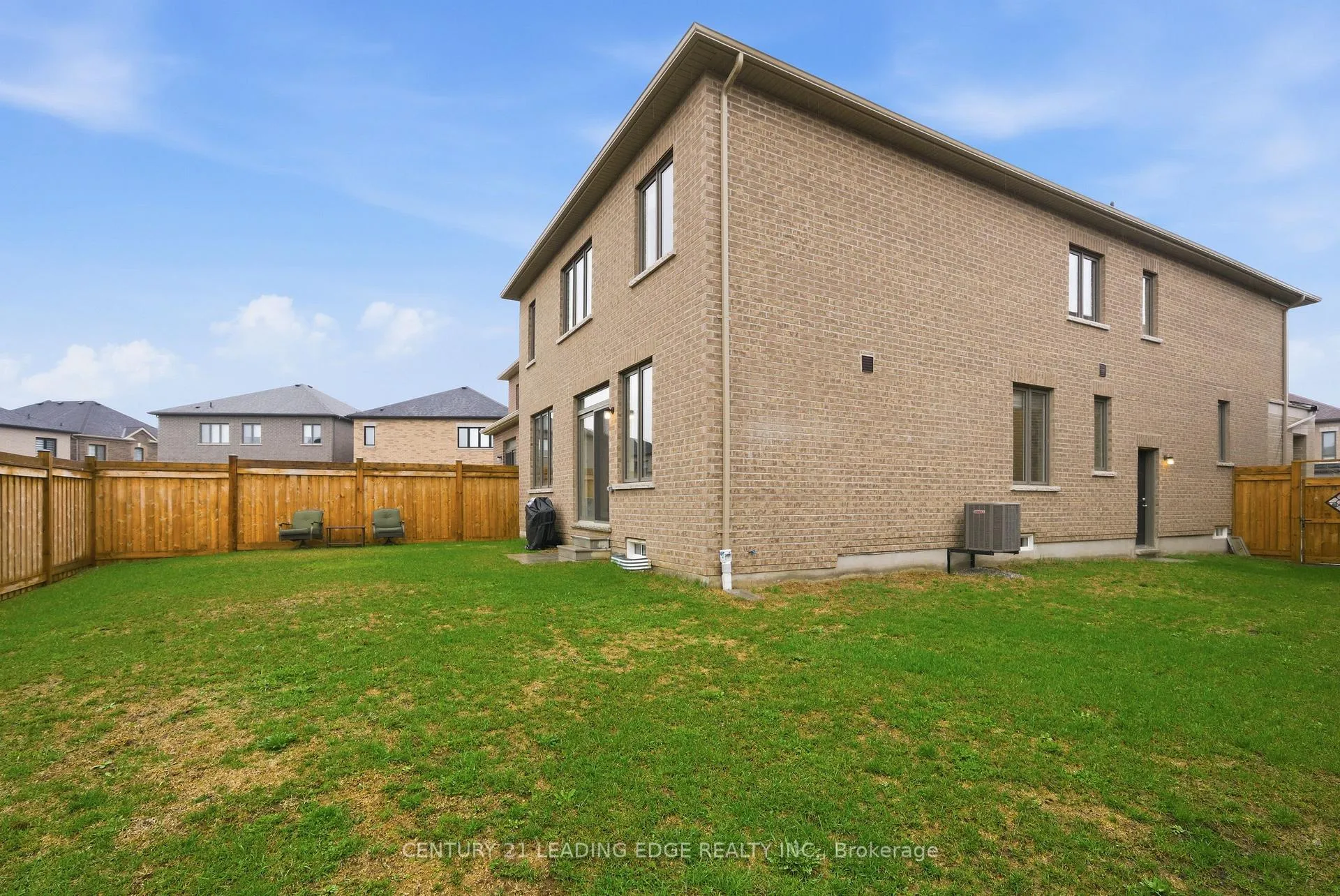 Photo 43 of 47 Priory Drive, Whitby, Rural Whitby — HOMEH