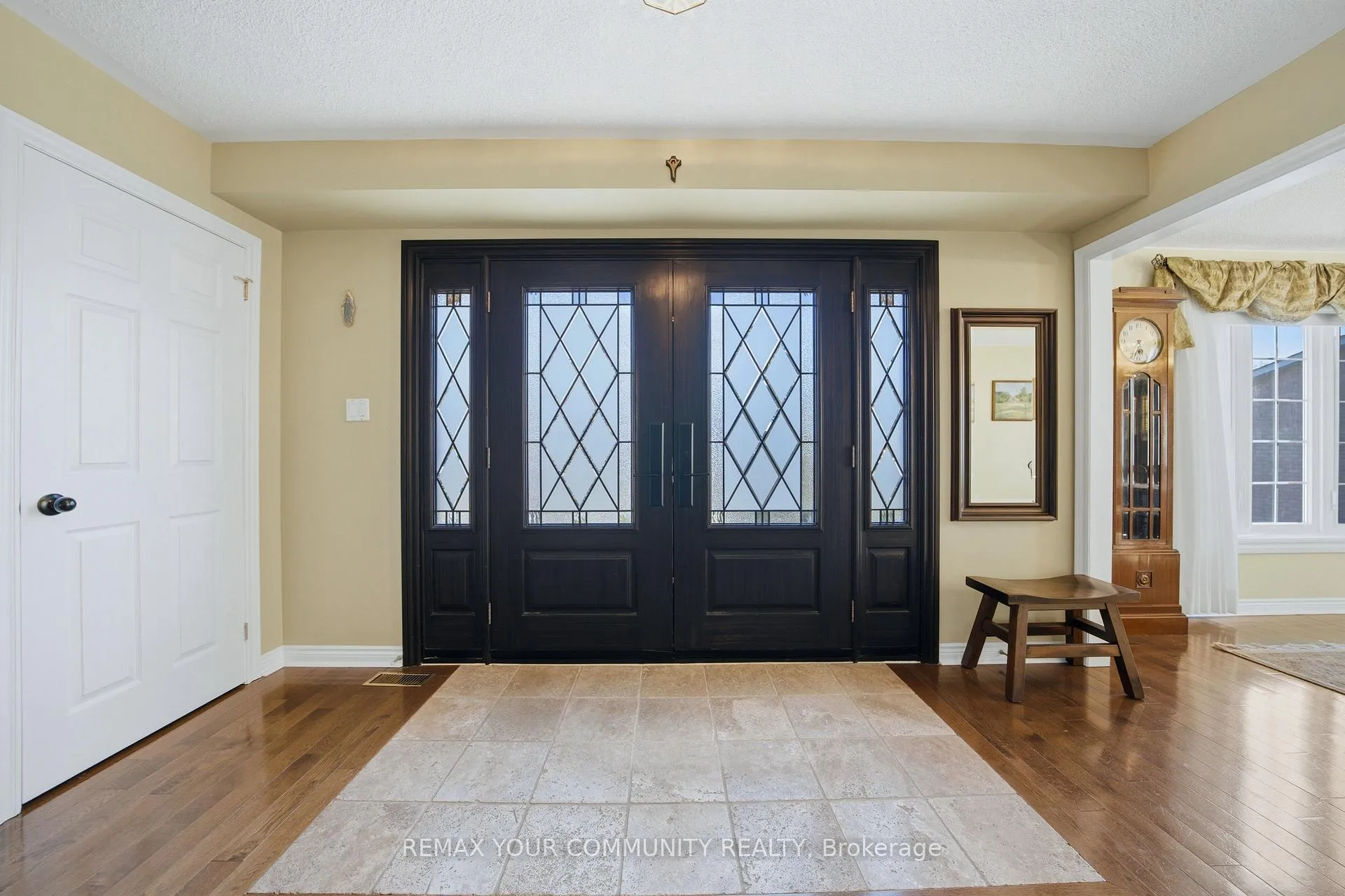 Photo 3 of 23 John Lyons Road, Markham, Sherwood-Amberglen — HOMEH