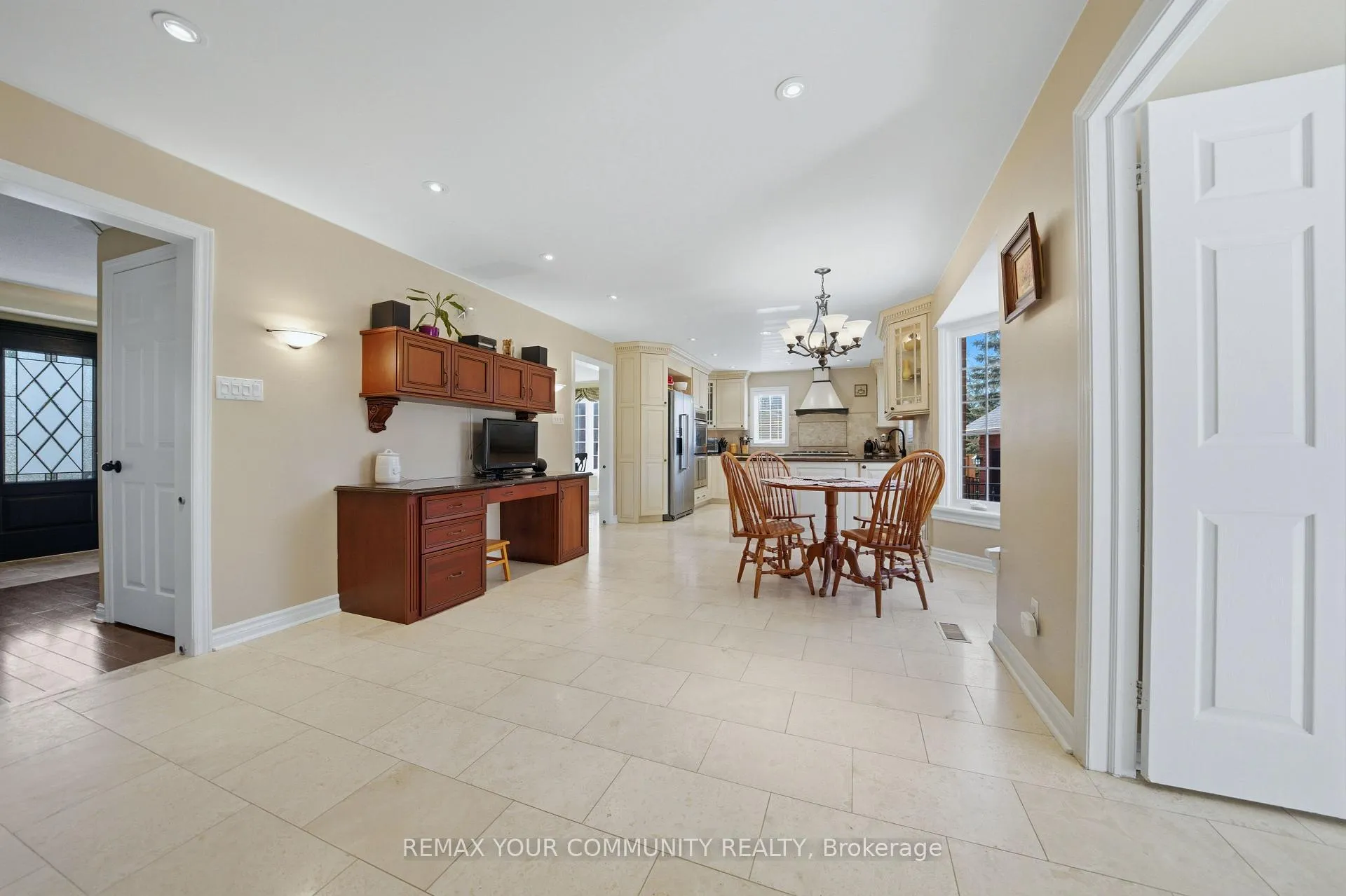 Photo 11 of 23 John Lyons Road, Markham, Sherwood-Amberglen — HOMEH