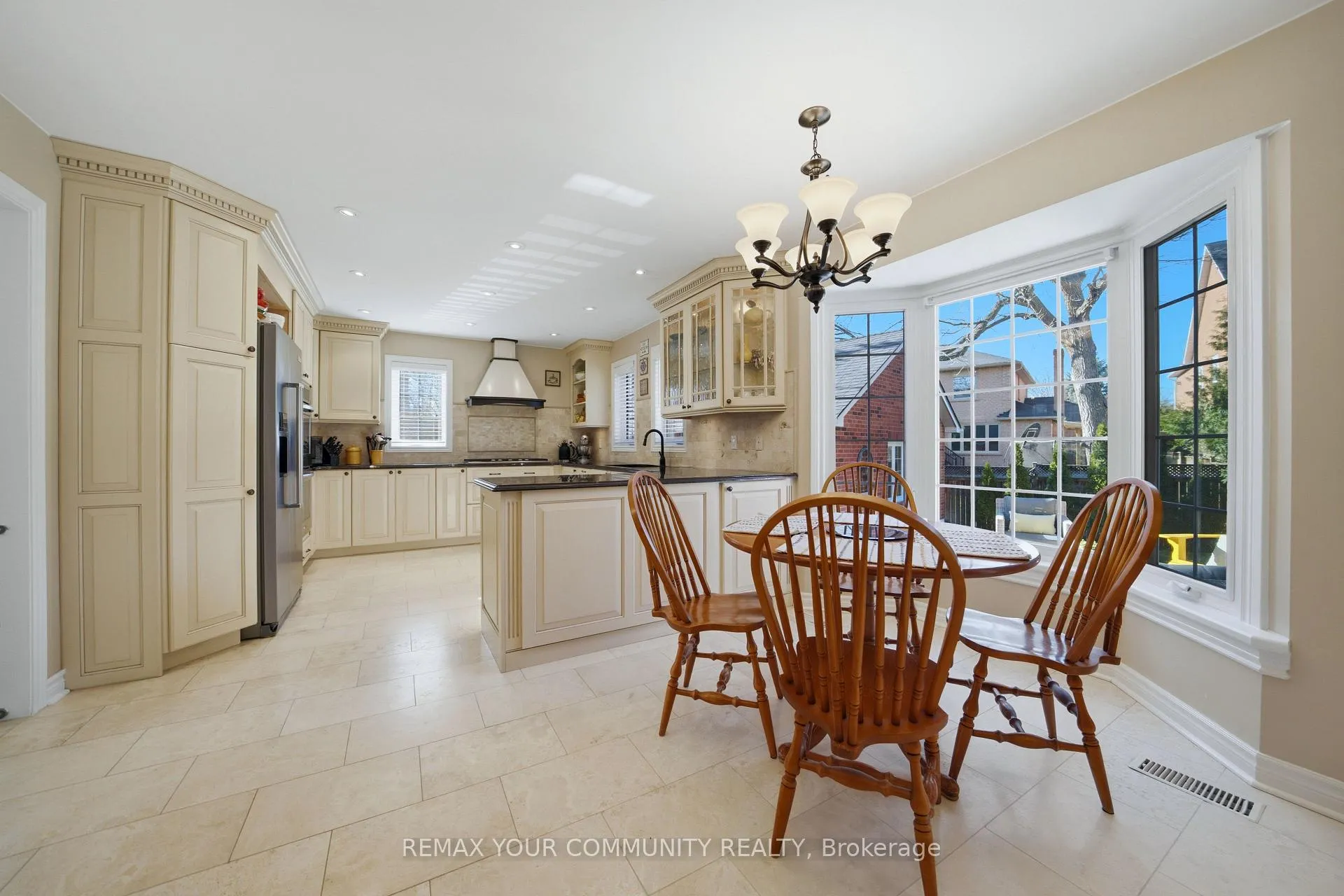 Photo 12 of 23 John Lyons Road, Markham, Sherwood-Amberglen — HOMEH