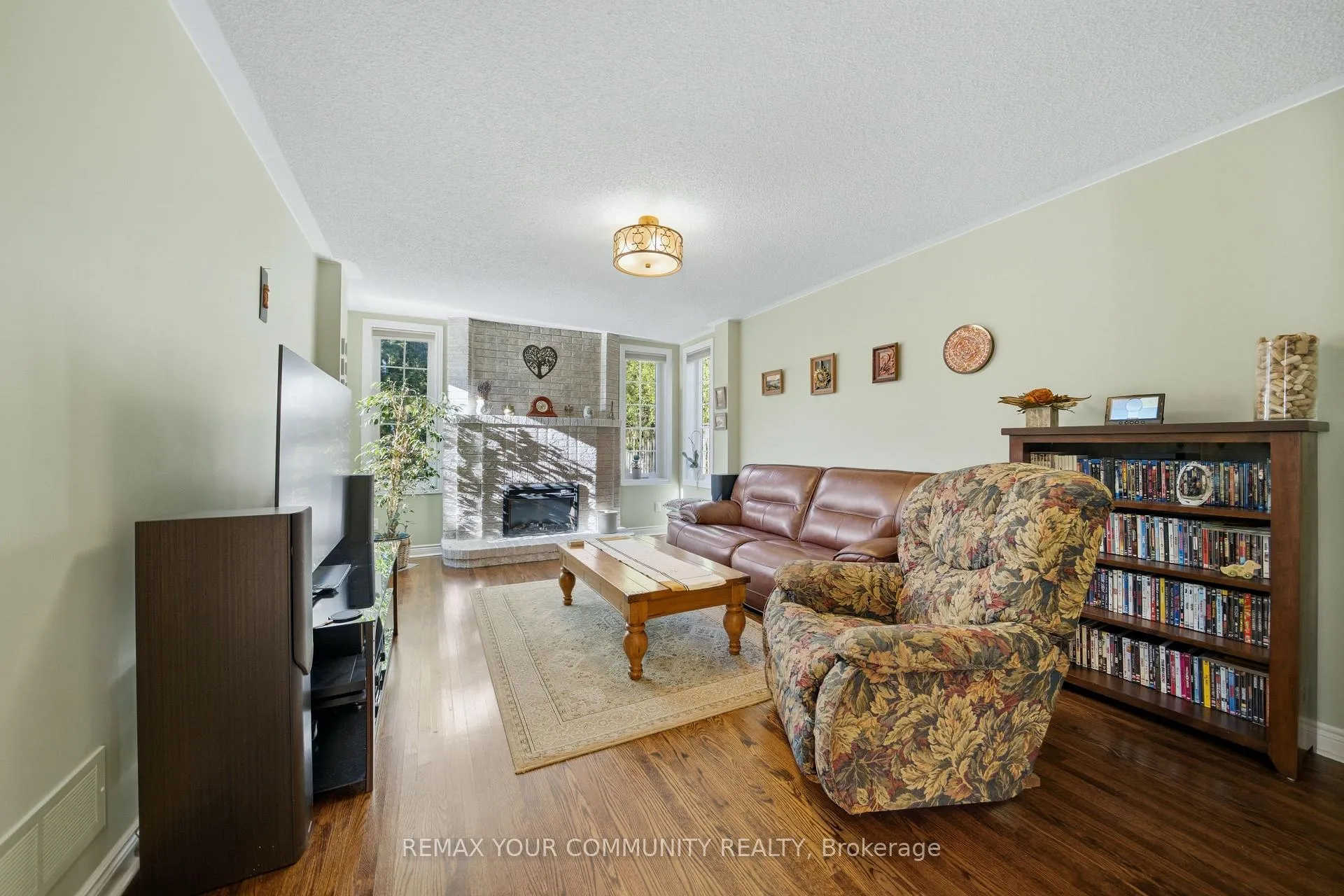 Photo 18 of 23 John Lyons Road, Markham, Sherwood-Amberglen — HOMEH