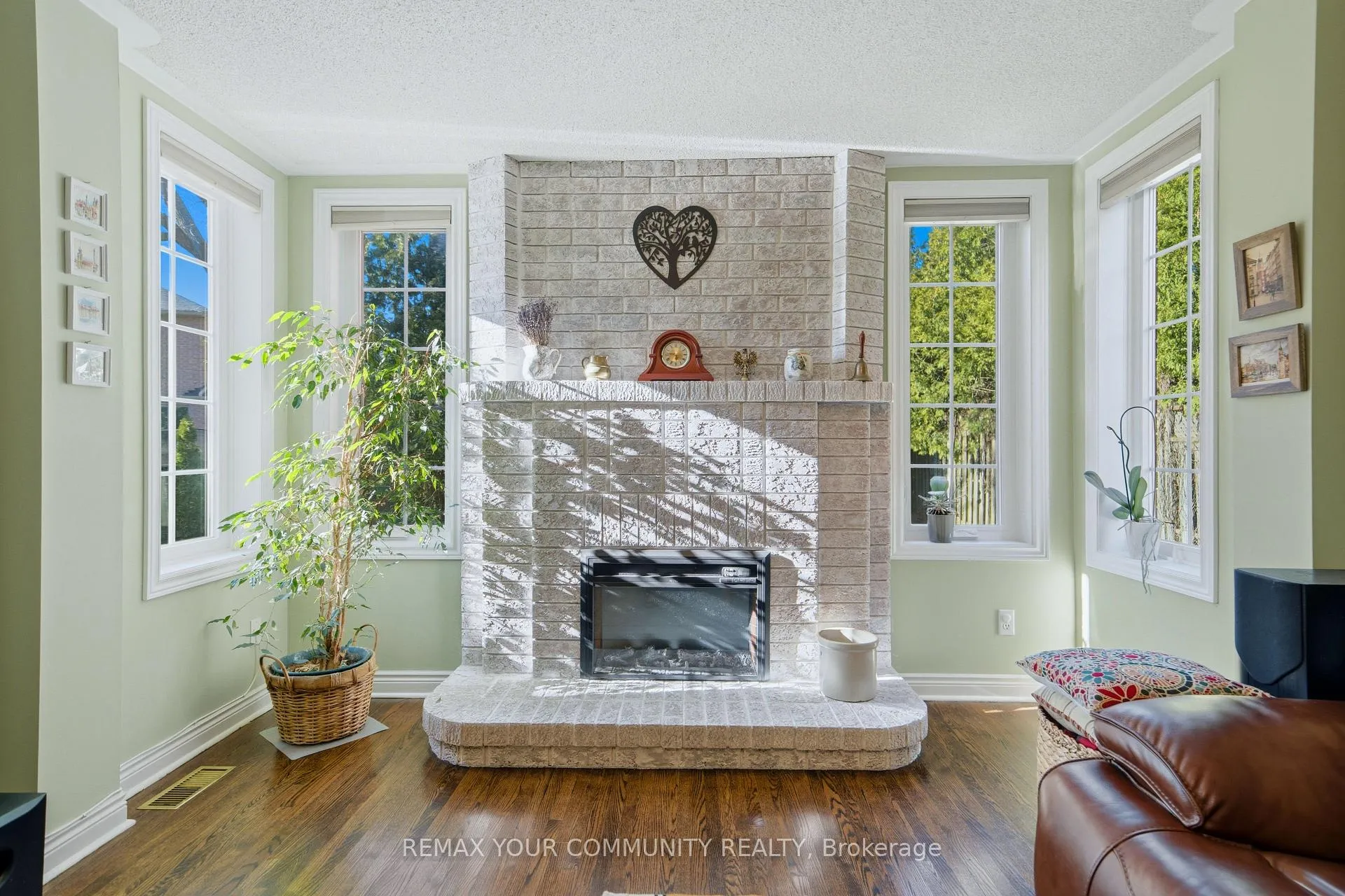 Photo 19 of 23 John Lyons Road, Markham, Sherwood-Amberglen — HOMEH