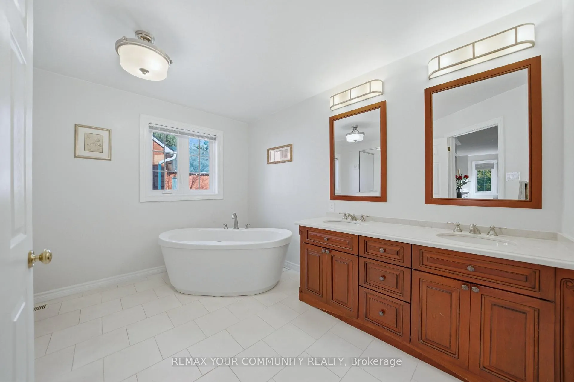 Photo 28 of 23 John Lyons Road, Markham, Sherwood-Amberglen — HOMEH