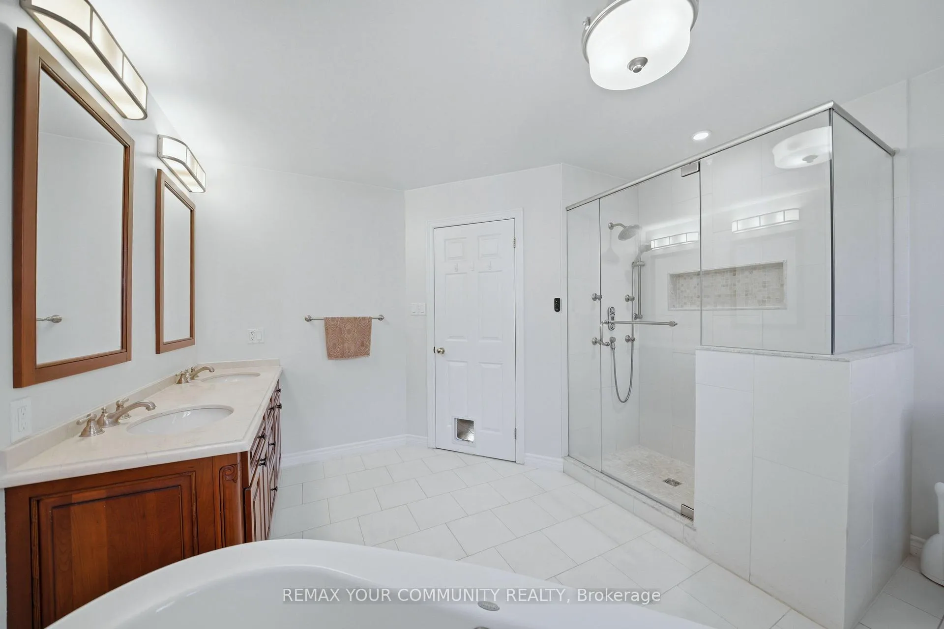 Photo 29 of 23 John Lyons Road, Markham, Sherwood-Amberglen — HOMEH