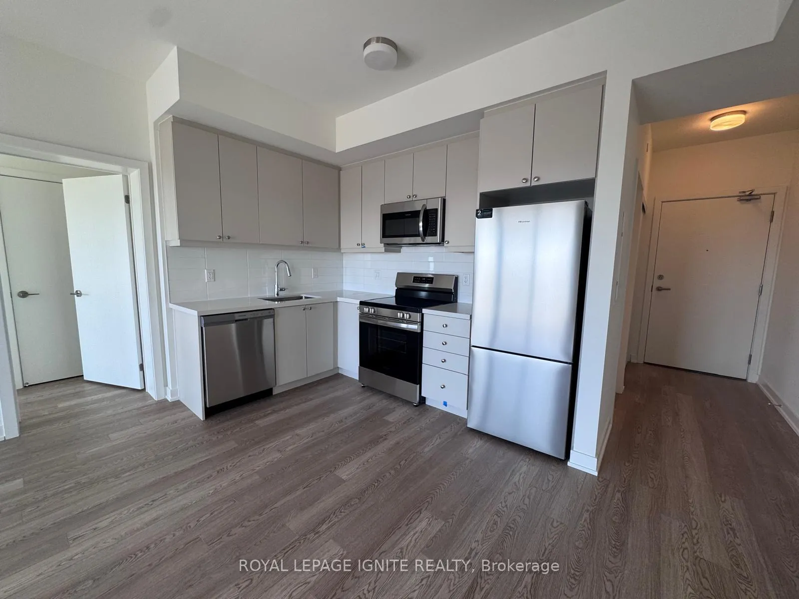 Photo 4 of Unit 1023, 51 Clarington Boulevard, Clarington, Bowmanville — HOMEH