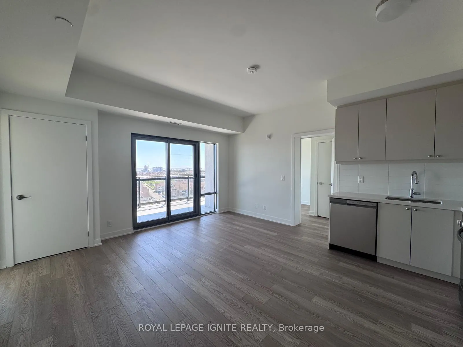 Photo 5 of Unit 1023, 51 Clarington Boulevard, Clarington, Bowmanville — HOMEH