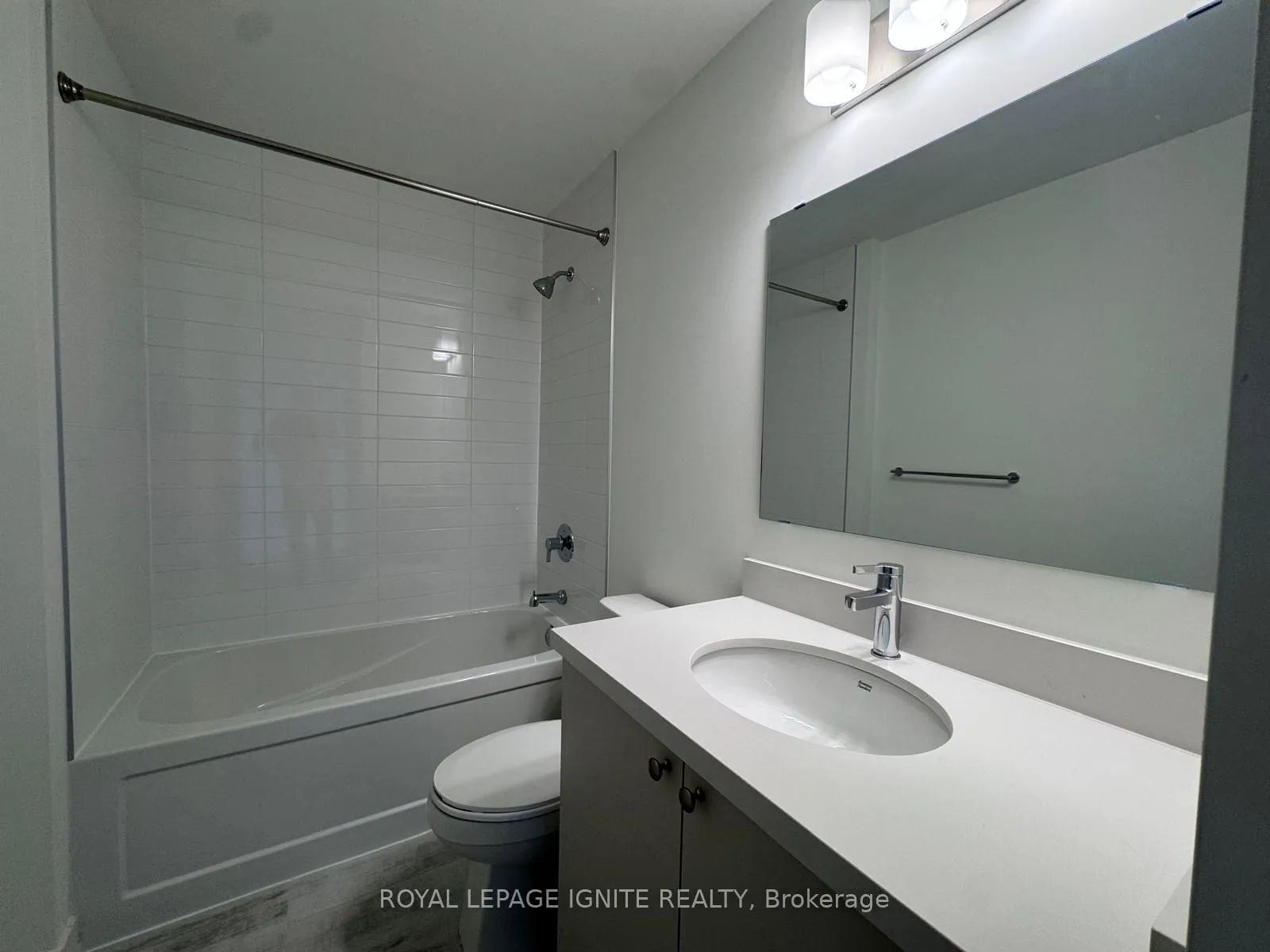 Photo 13 of Unit 1023, 51 Clarington Boulevard, Clarington, Bowmanville — HOMEH