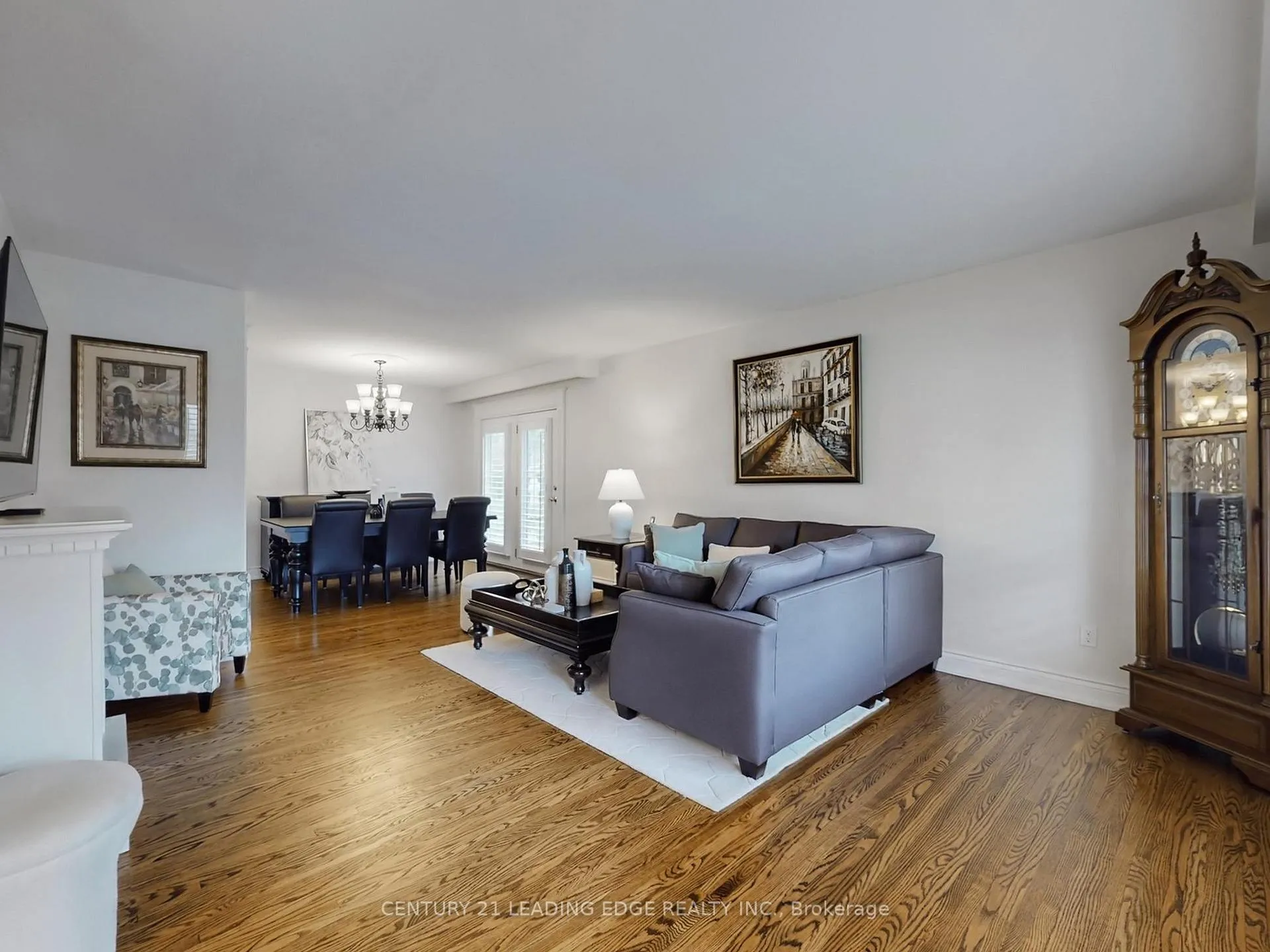 Photo 12 of 8 Miner Circle, Markham, Unionville — HOMEH