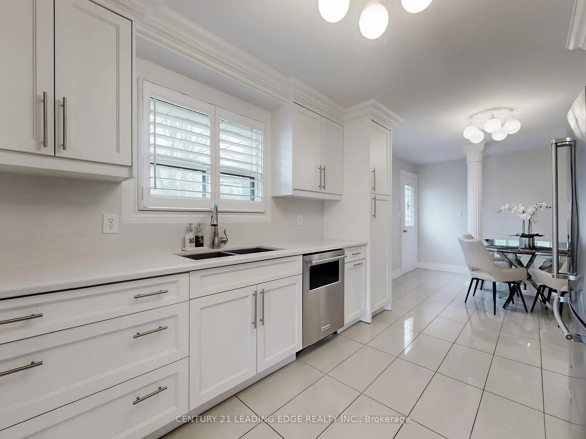 Photo 19 of 8 Miner Circle, Markham, Unionville — HOMEH