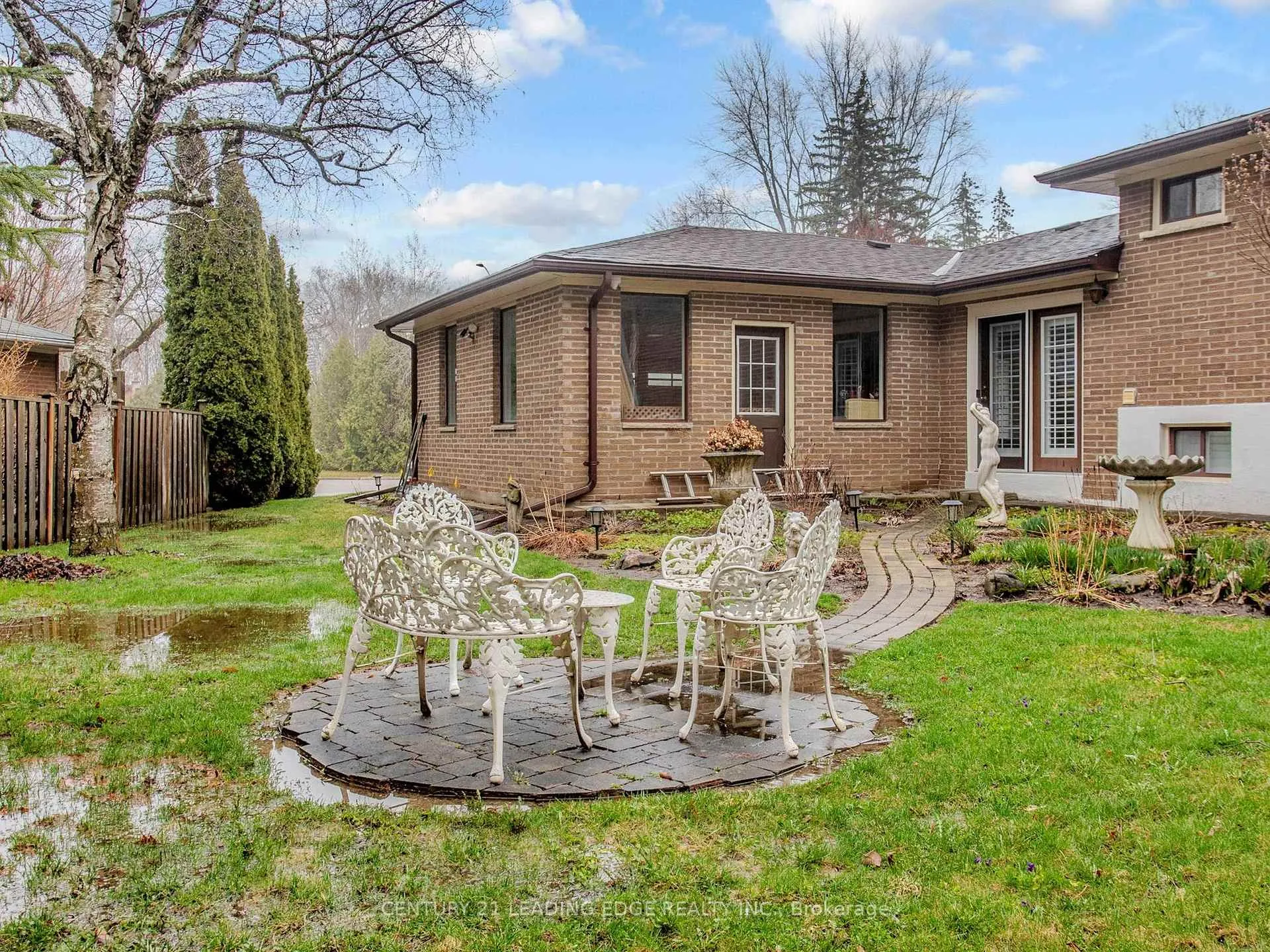Photo 41 of 8 Miner Circle, Markham, Unionville — HOMEH