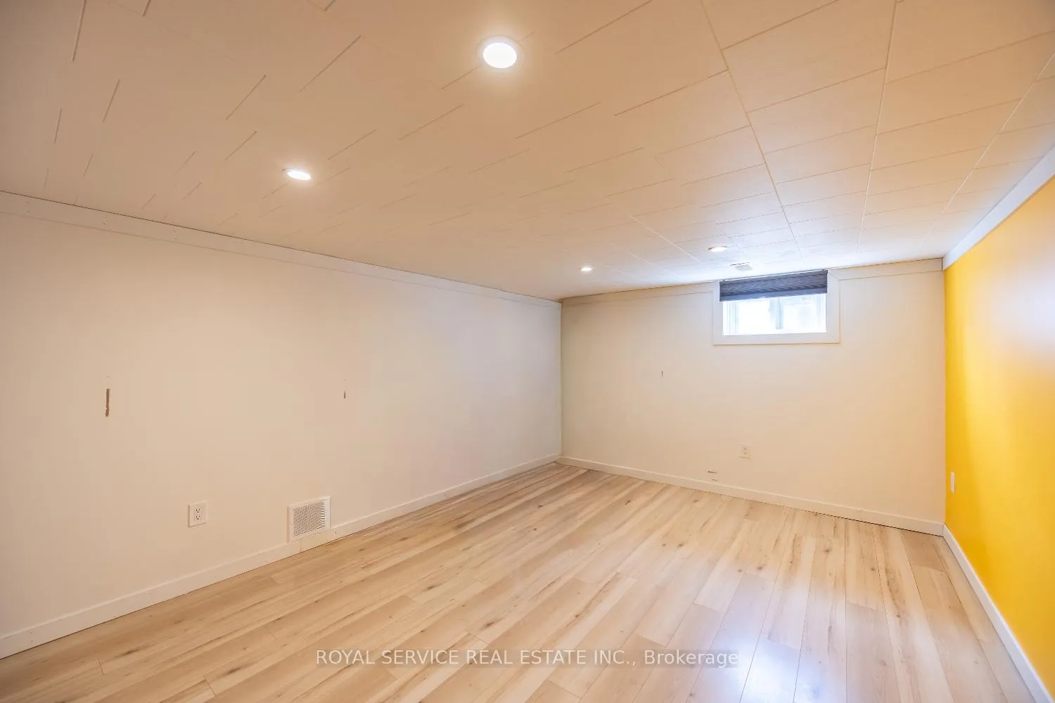 Photo 17 of 14 Hathway Drive, Scarborough, Bendale — HOMEH