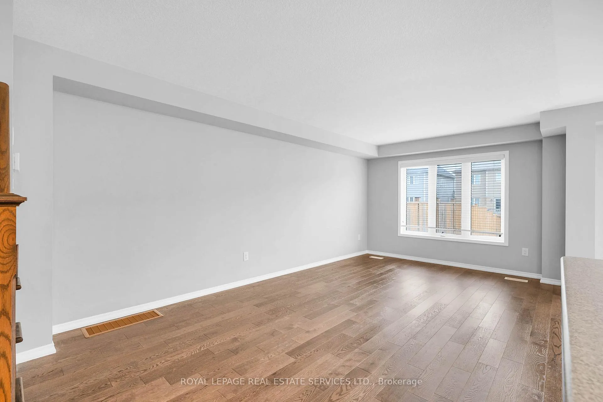 Photo 15 of 266 Powell Road, Brantford — HOMEH