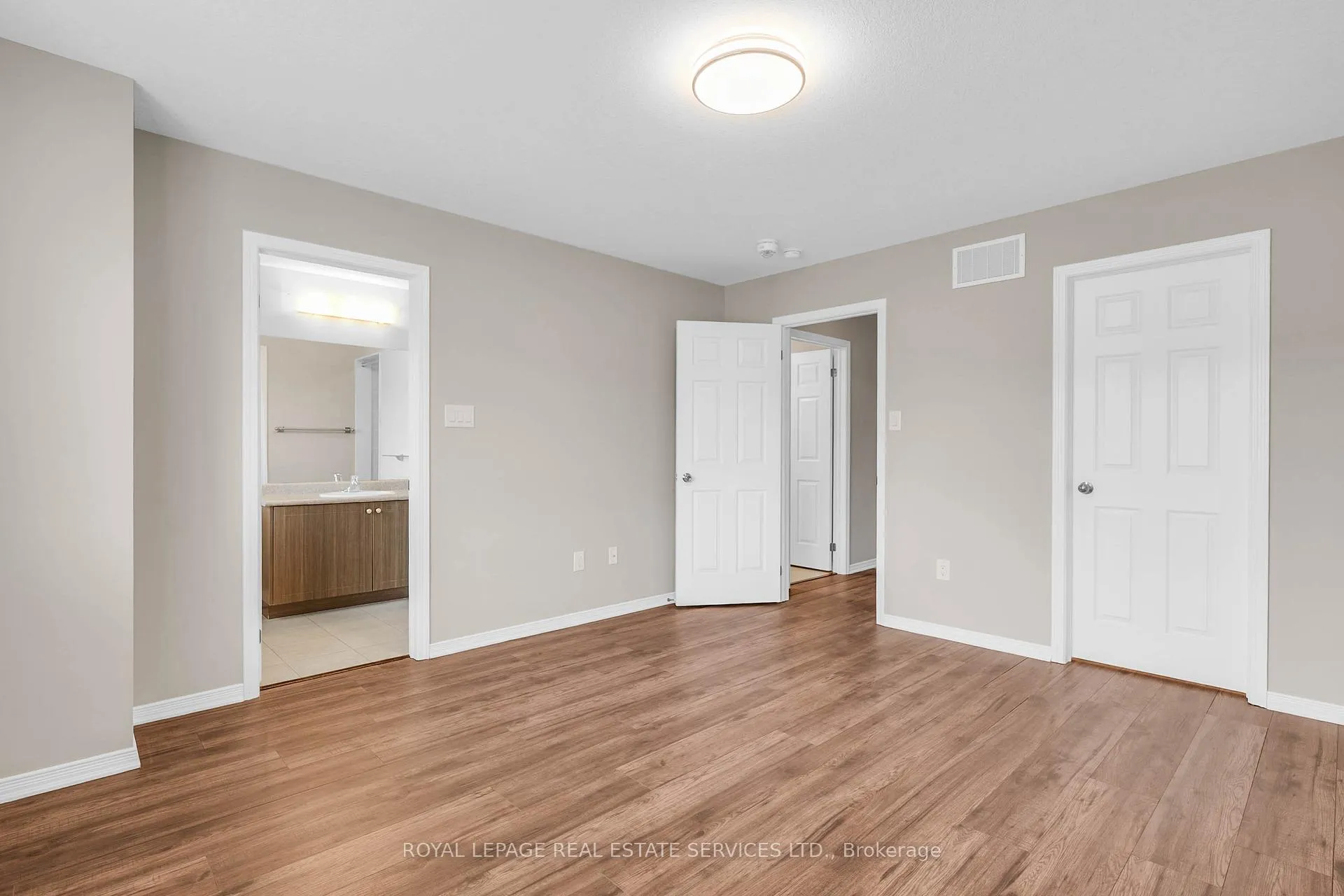 Photo 23 of 266 Powell Road, Brantford — HOMEH