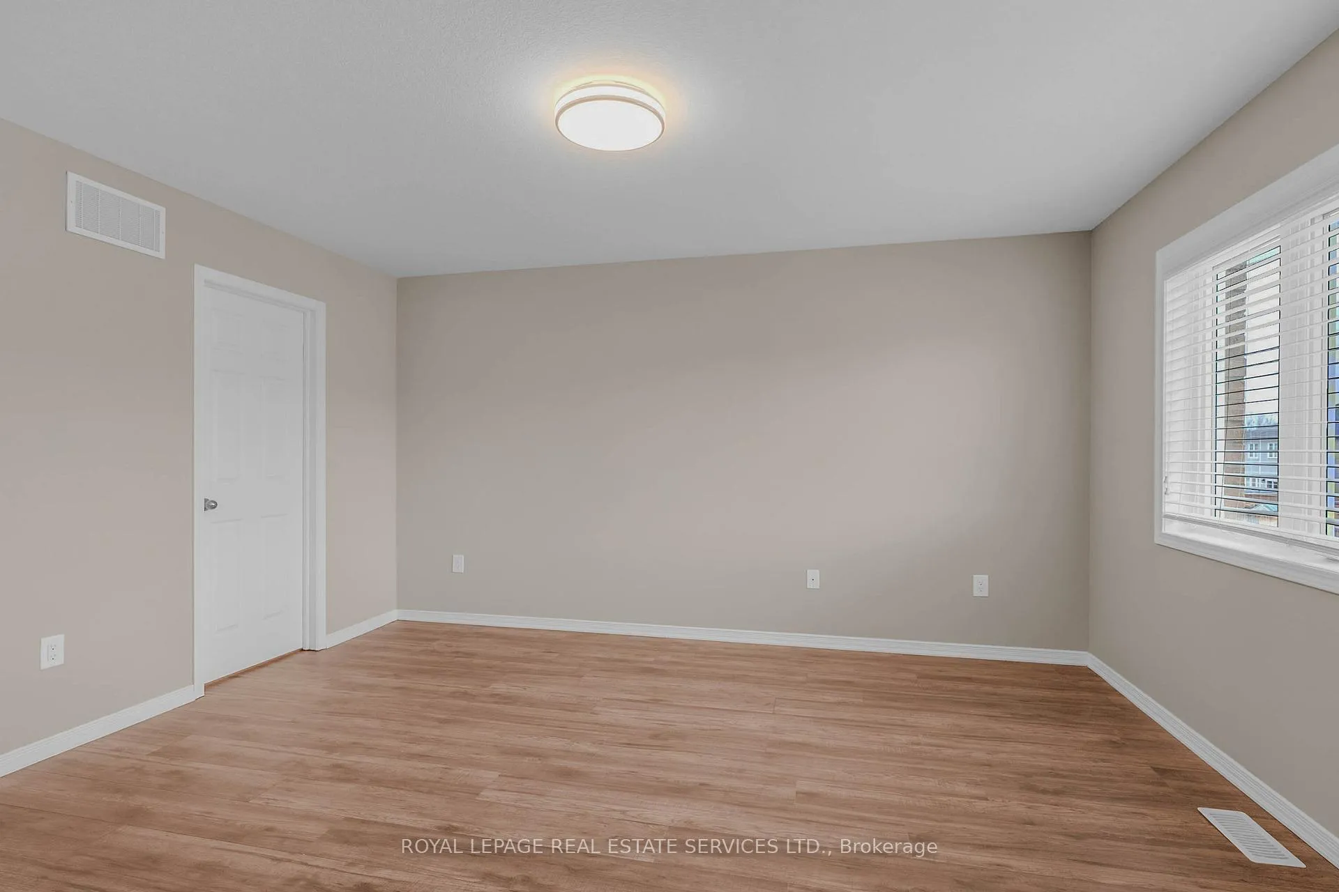 Photo 26 of 266 Powell Road, Brantford — HOMEH