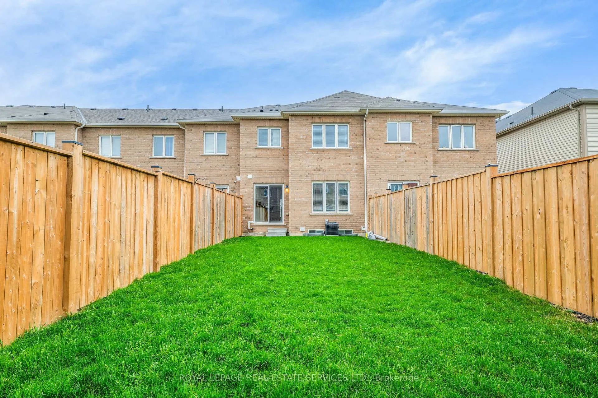 Photo 37 of 266 Powell Road, Brantford — HOMEH