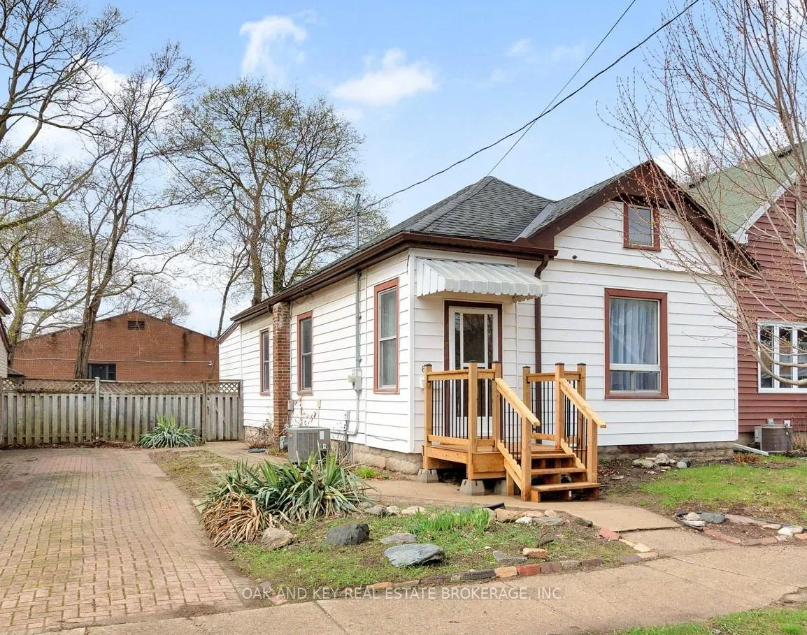 Front of 69 Dillabough Street