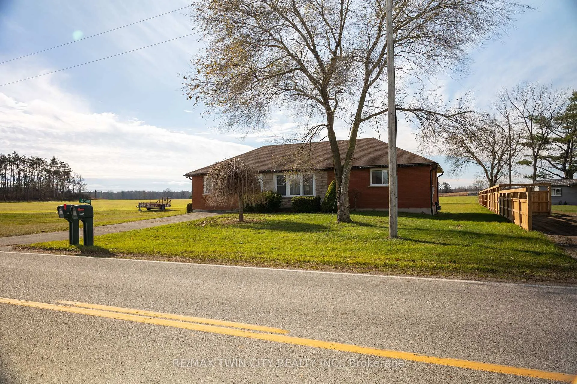 Photo 3 of 4595 Kelvin Road, Norfolk, Kelvin — HOMEH