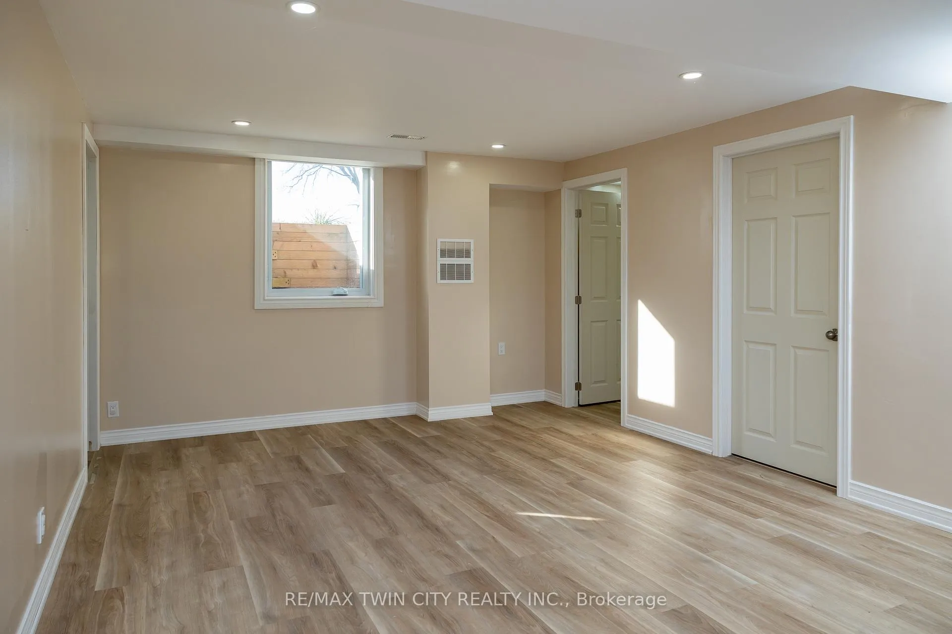 Photo 16 of 4595 Kelvin Road, Norfolk, Kelvin — HOMEH