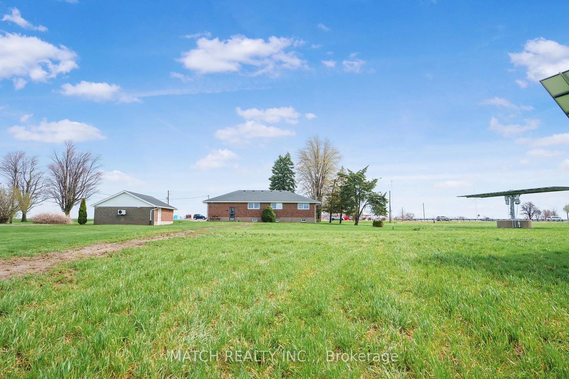 Photo 40 of 27156 St.clair Road, Chatham-Kent, Wallaceburg — HOMEH