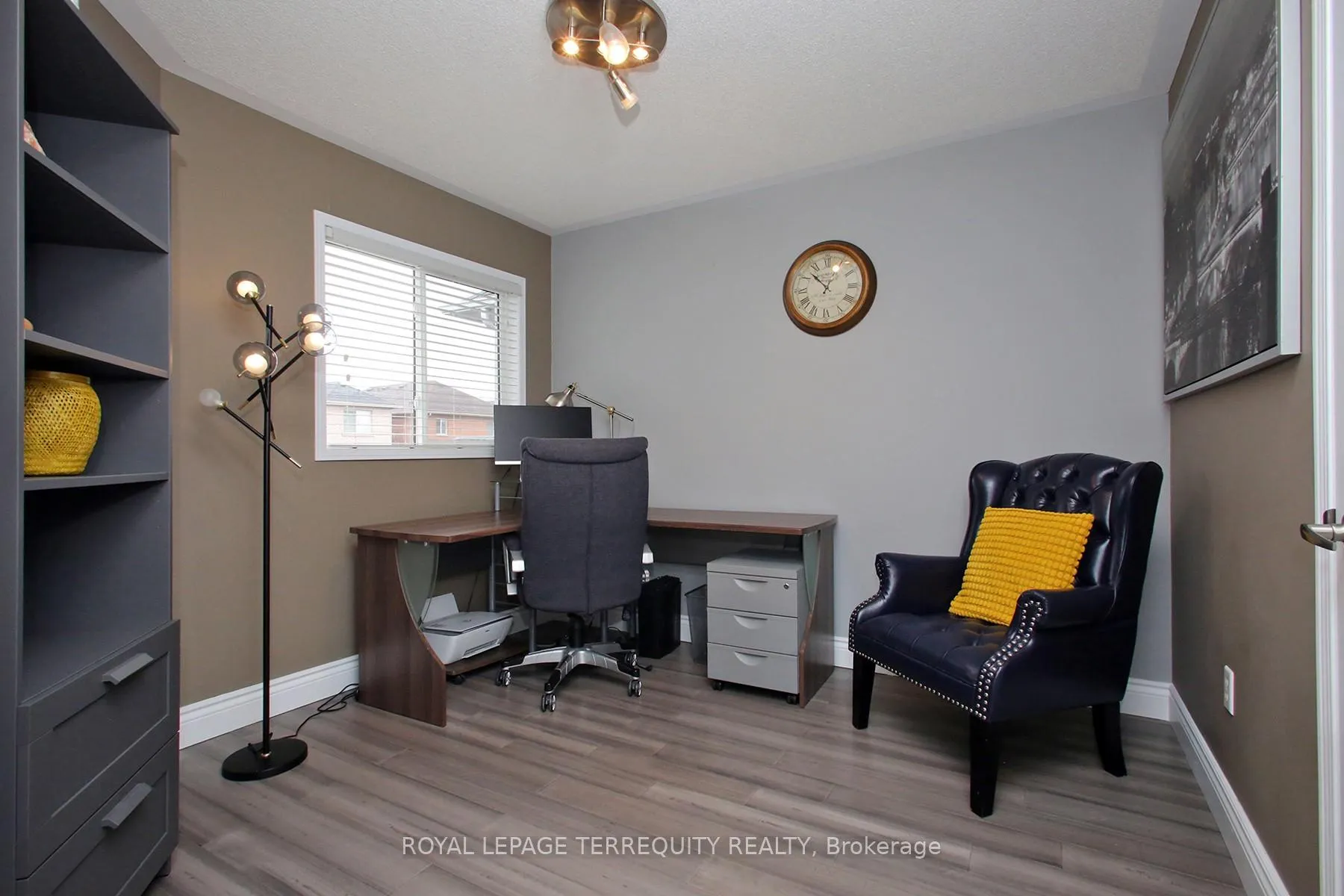 Photo 18 of 471 Woodsmere Crescent, Pickering, Amberlea — HOMEH