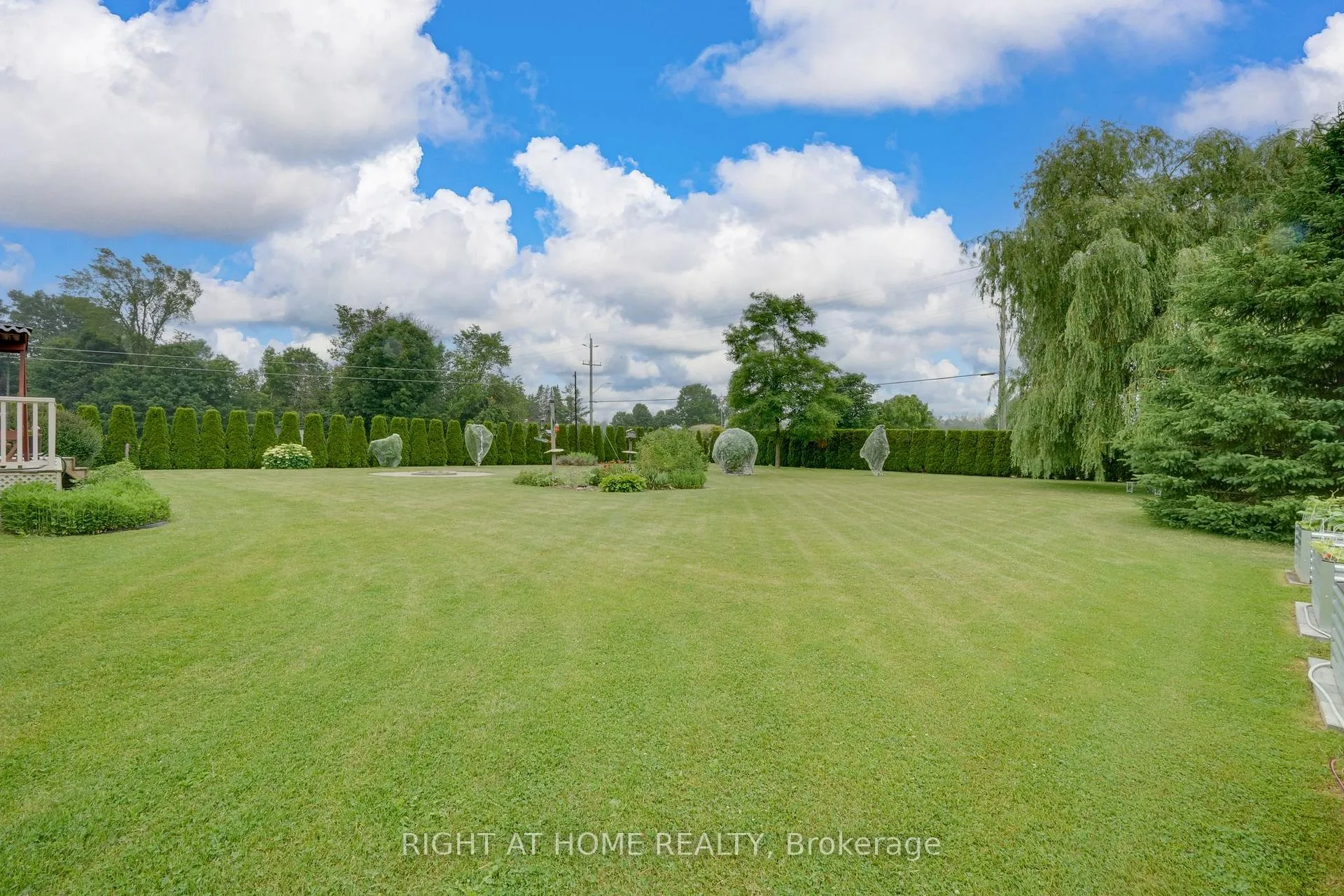 Photo 11 of 16 O'neill Circle, Springwater, Phelpston — HOMEH
