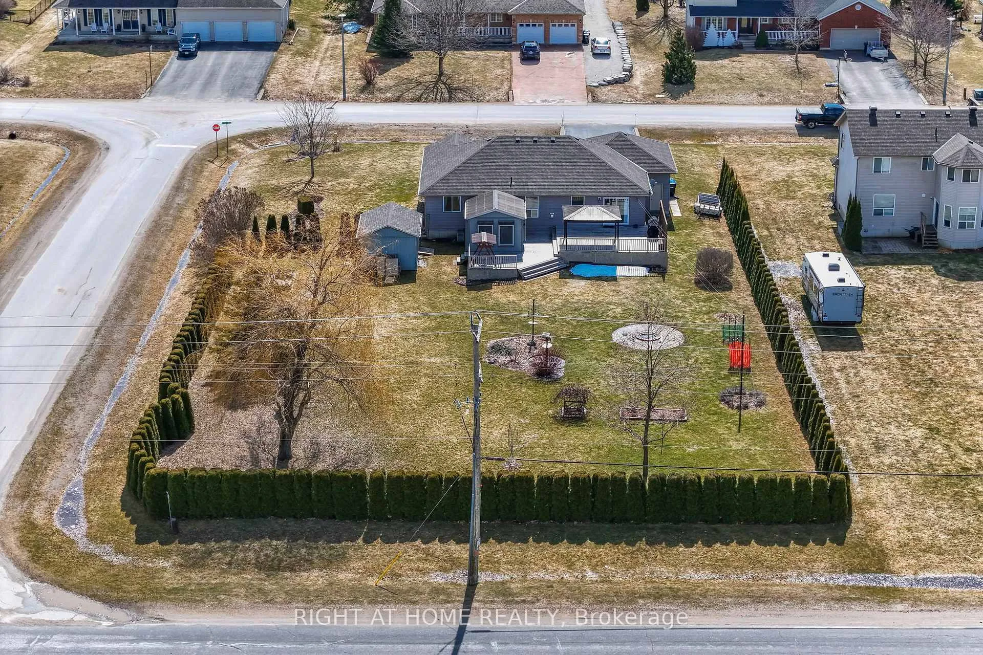 Photo 48 of 16 O'neill Circle, Springwater, Phelpston — HOMEH