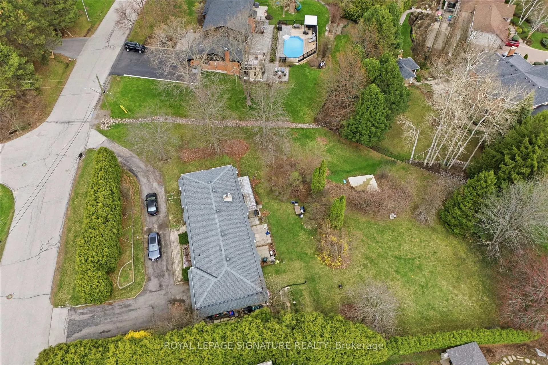 Photo 6 of 1310 Beaufort Drive, Burlington, Tyandaga — HOMEH