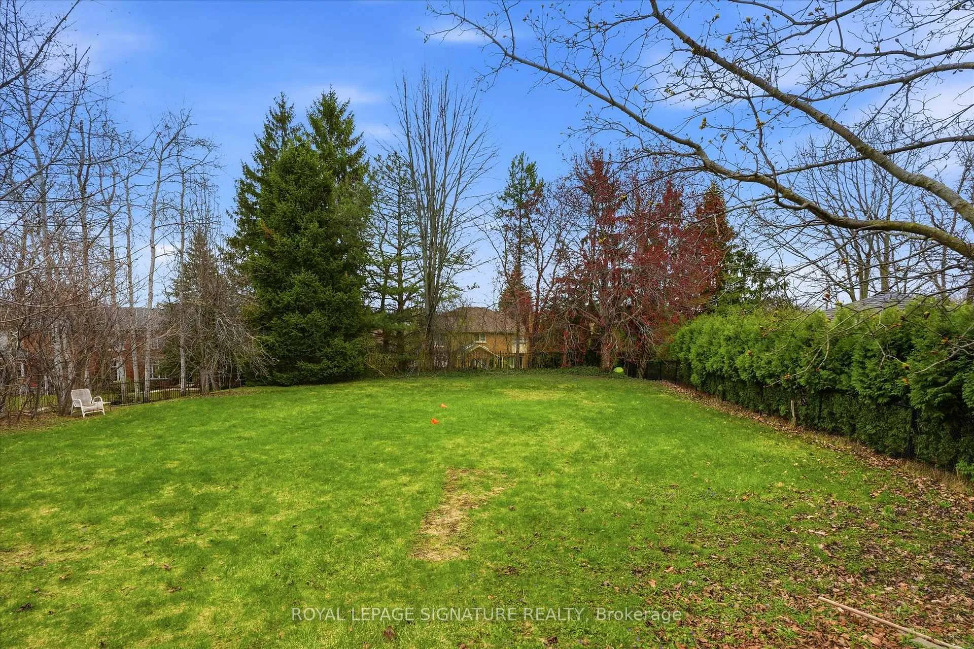Photo 7 of 1310 Beaufort Drive, Burlington, Tyandaga — HOMEH