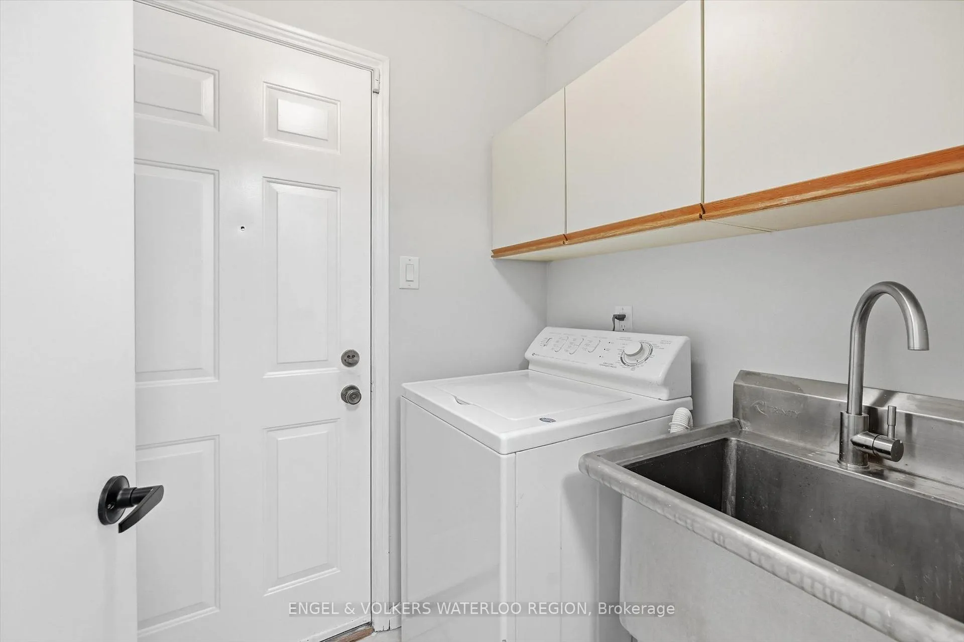Photo 20 of 18 Regal Drive, Hamilton, Rushdale — HOMEH