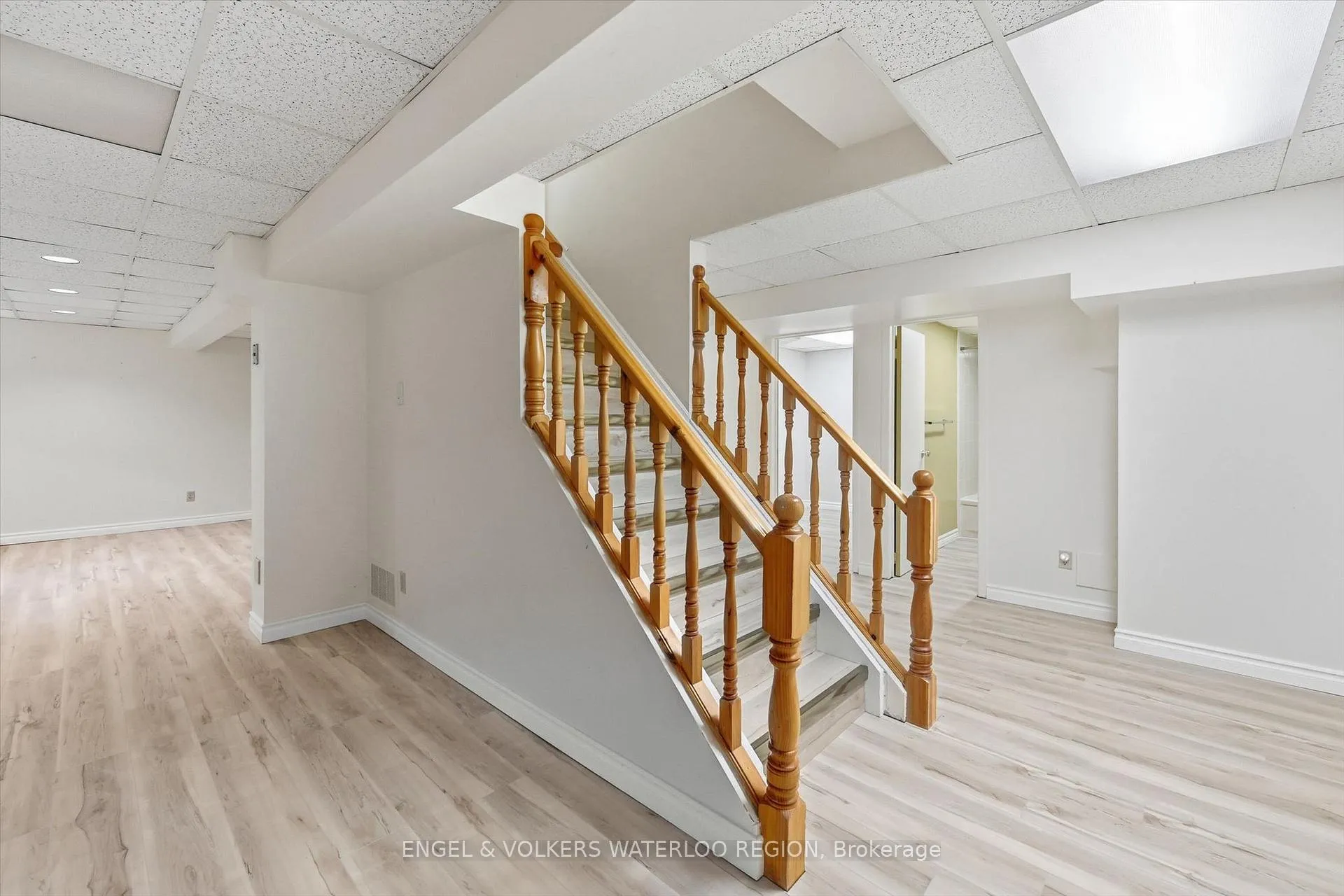 Photo 35 of 18 Regal Drive, Hamilton, Rushdale — HOMEH