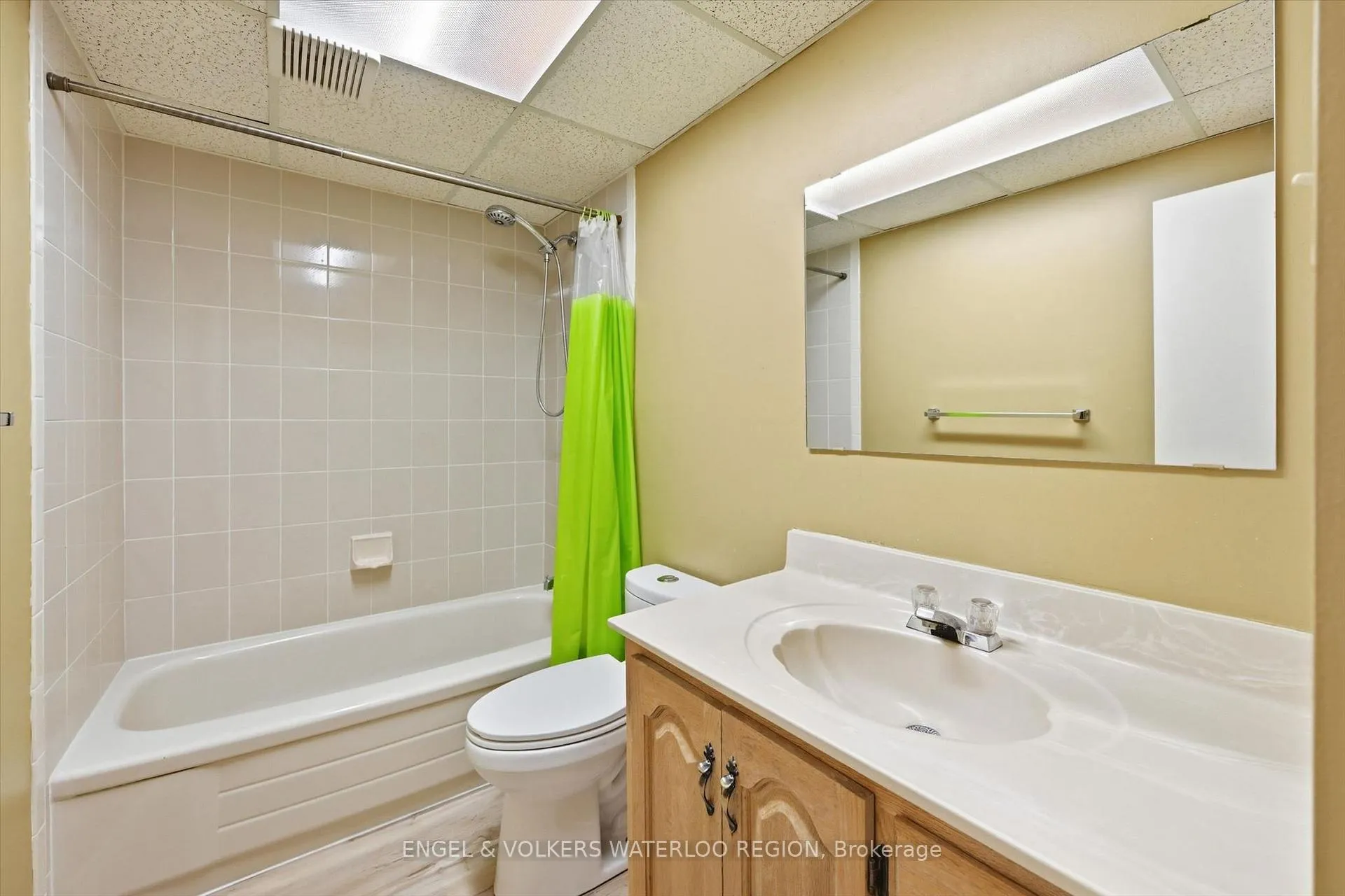 Photo 42 of 18 Regal Drive, Hamilton, Rushdale — HOMEH