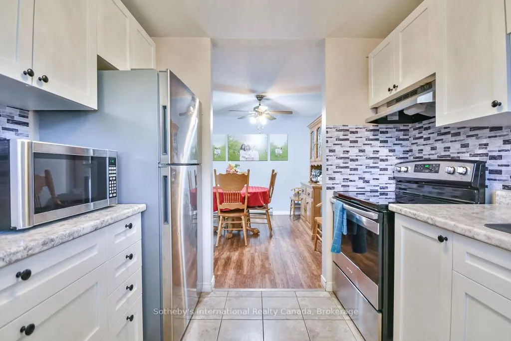 Photo 2 of Unit 38, 112 Loggers Run, Barrie, Ardagh — HOMEH